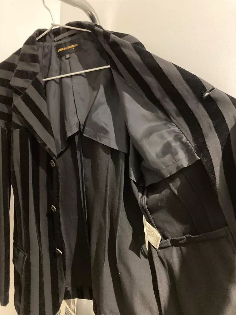 Comme des Garcons Comme des Garcons Black velvet striped suit jacket Size M / US 6-8 / IT 42-44 - 4 Thumbnail