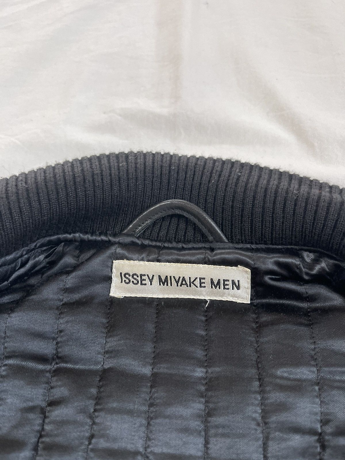 Issey Miyake Men AW99 1-of-50 Murakami Patch Emblems Varsity Jacket Size US M / EU 48-50 / 2 - 16 Thumbnail