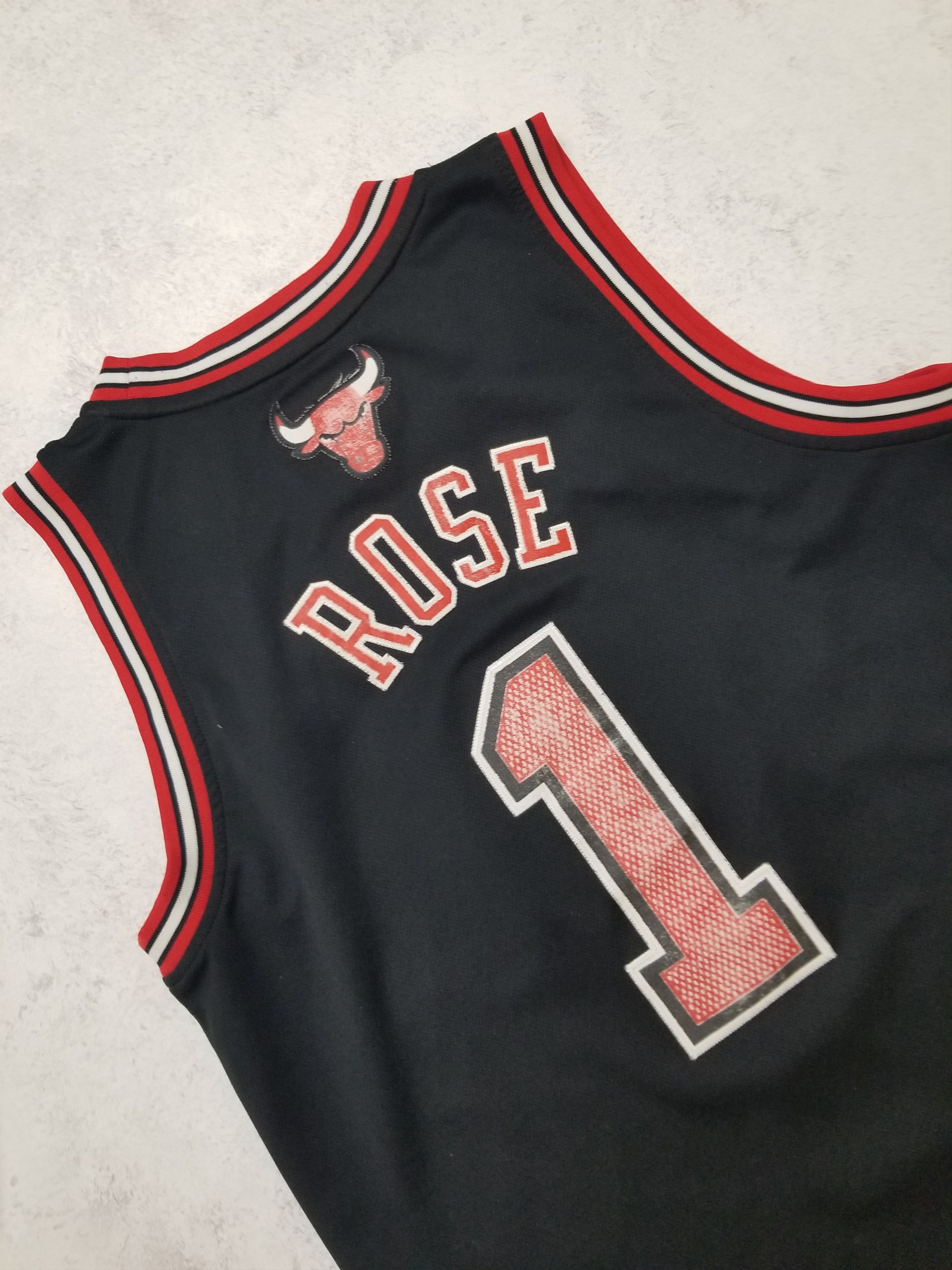 Adidas Authentics Derrick Rose #1 Chicago Bulls Stitched Jersey Size US S / EU 44-46 / 1 - 6 Thumbnail