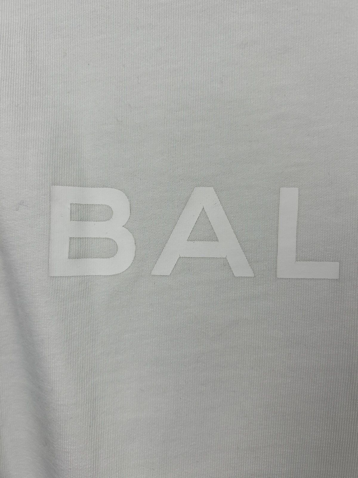 Balenciaga Balenciaga Homme Logo T shirt White Size US S / EU 44-46 / 1 - 17 Thumbnail