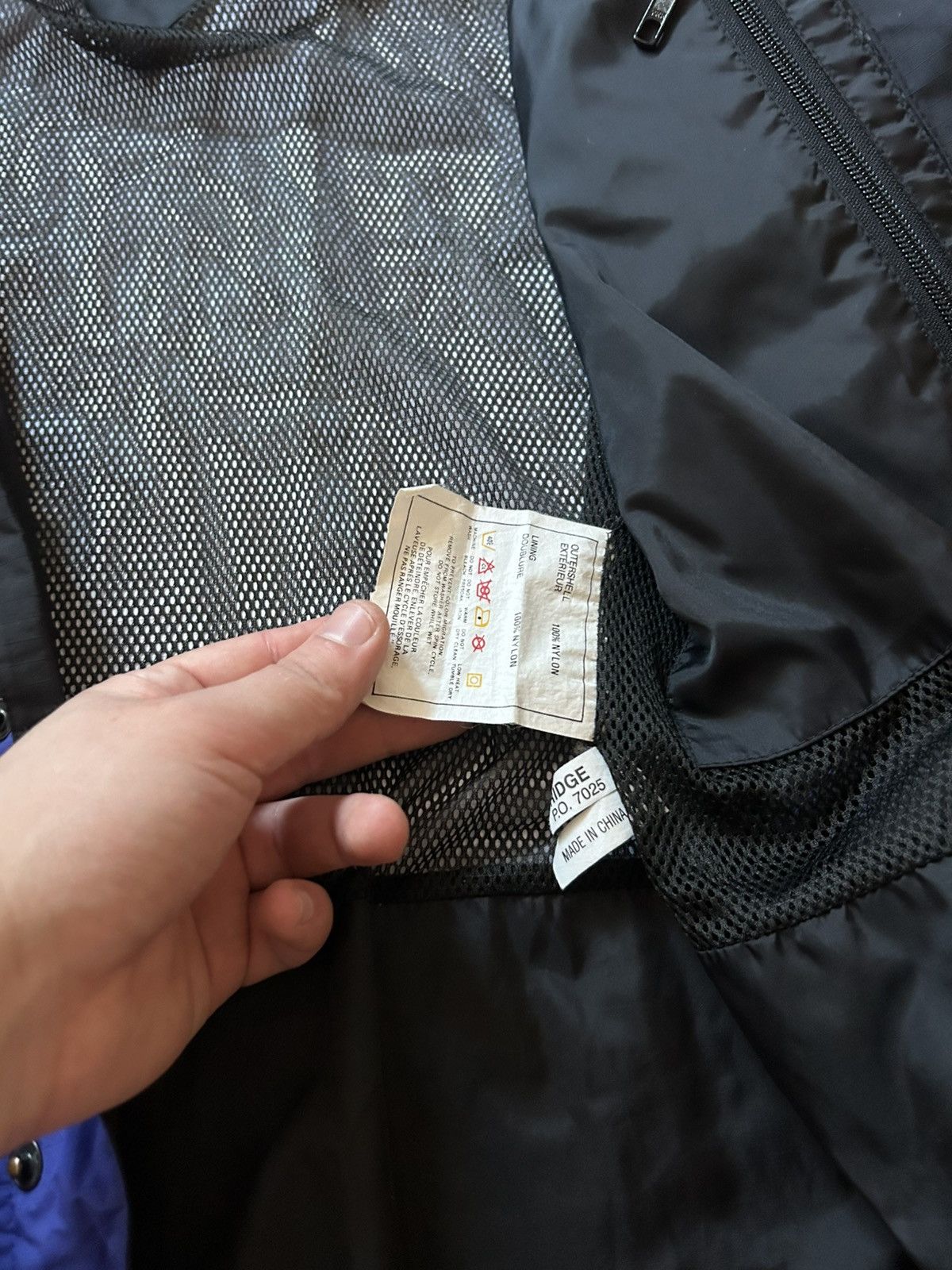 Vintage Vintage Vango Nylons Outdoors jacket mens rare Size US S / EU 44-46 / 1 - 7 Thumbnail