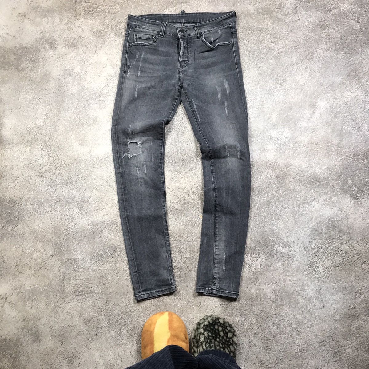Dsquared2 vintage dsquared2 denim japan jeans distressed flared 90s Size US 32 / EU 48 - 1 Thumbnail