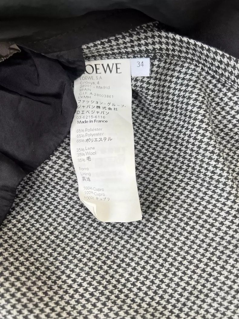 LOEWE A three-kei trench coat
