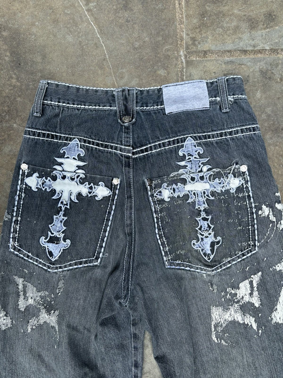 Japanese Brand Y2k Cross Embroidered Denim Vintage Victorious Jeans Size US 36 / EU 52 - 1 Thumbnail