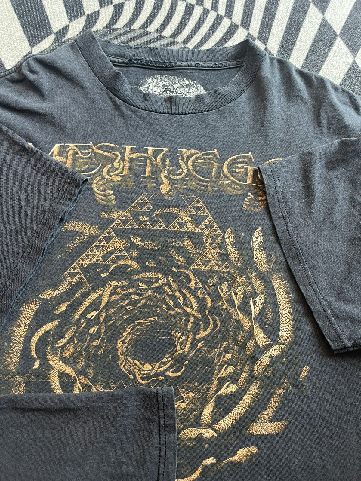 Band Tees Vintage MESHUGGAH 2012’s Band ( very worn ) Tshirt Size US XL / EU 56 / 4 - 8 Thumbnail