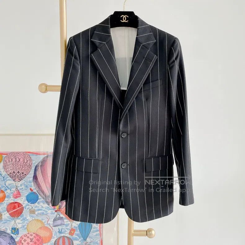 Louis Vuitton Louis Vuitton Black striped blazer Size XXS / US 00 / IT 34 - 1 Thumbnail