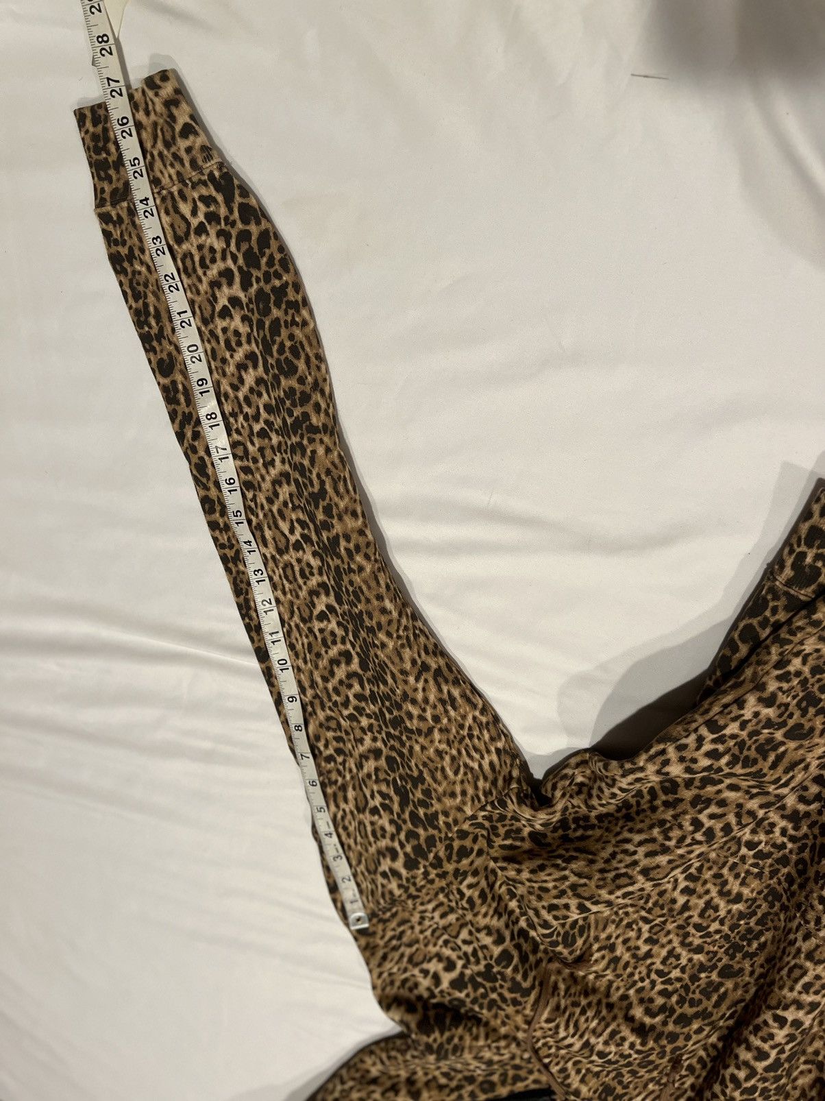 Saint Laurent Paris Saint Laurent men’s leopard print hoodie. L $1090 Size US L / EU 52-54 / 3 - 8 Thumbnail