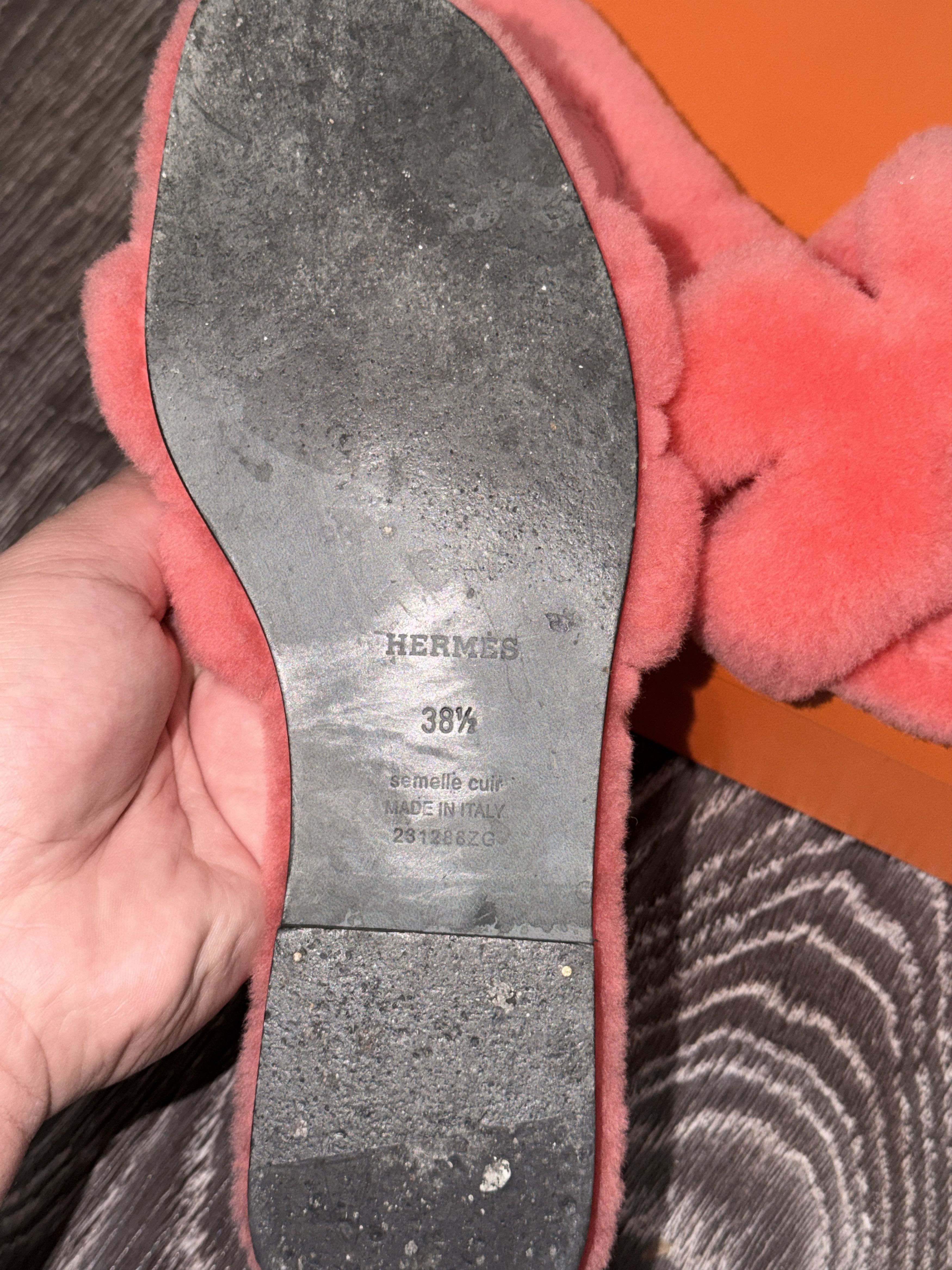 Hermes Hermes Oran sandals shearling fur rose color Size US 8.5 / IT 38.5 - 3 Thumbnail