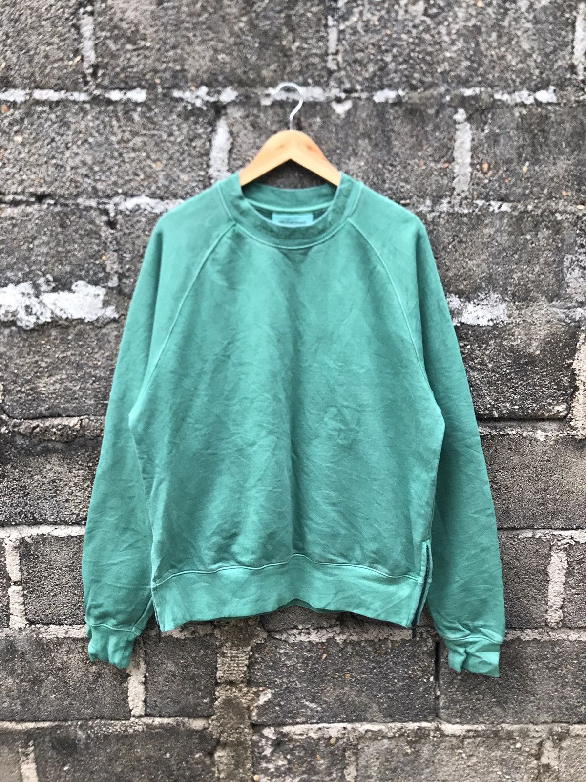 Japanese Brand 🔥Valenciano By Kelme Zip Below Sweatshirt Size US L / EU 52-54 / 3 - 1 Thumbnail