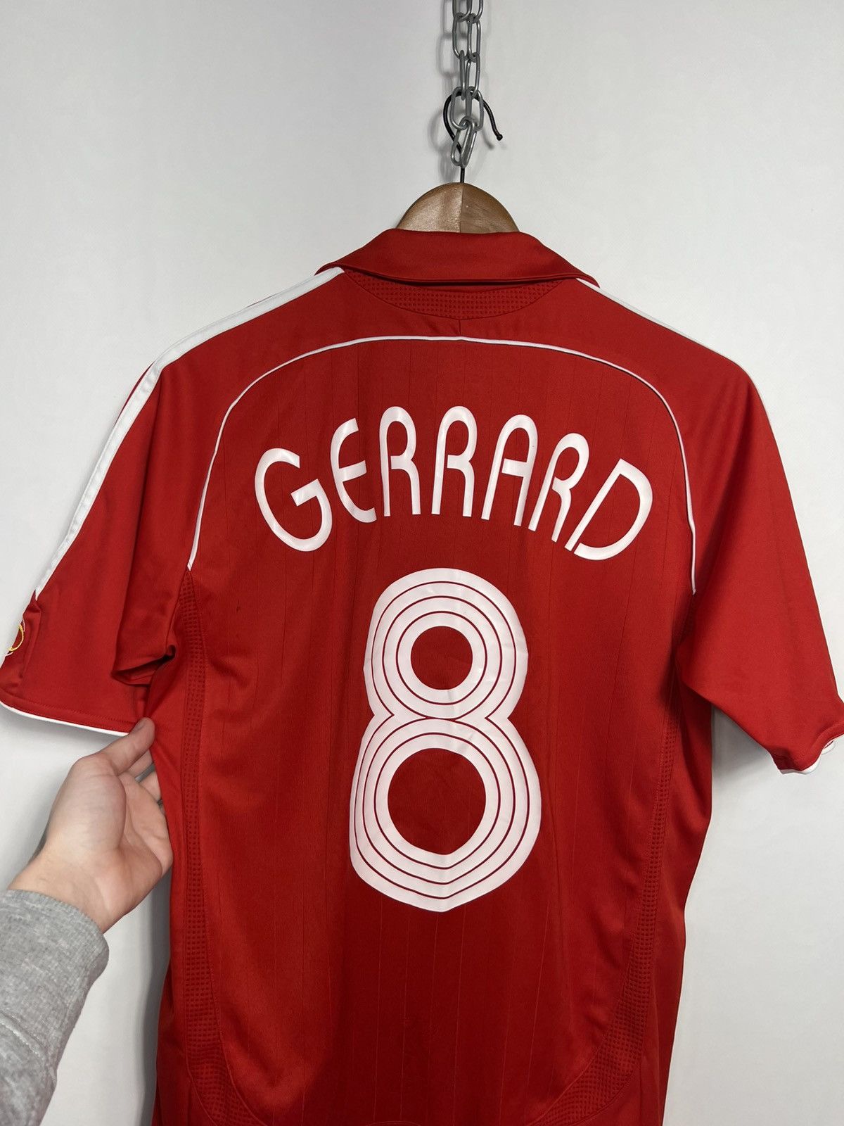 Adidas #8 Gerrard Adidas Liverpool 2006 Home Soccer Jersey T-shirt Size US M / EU 48-50 / 2 - 8 Thumbnail