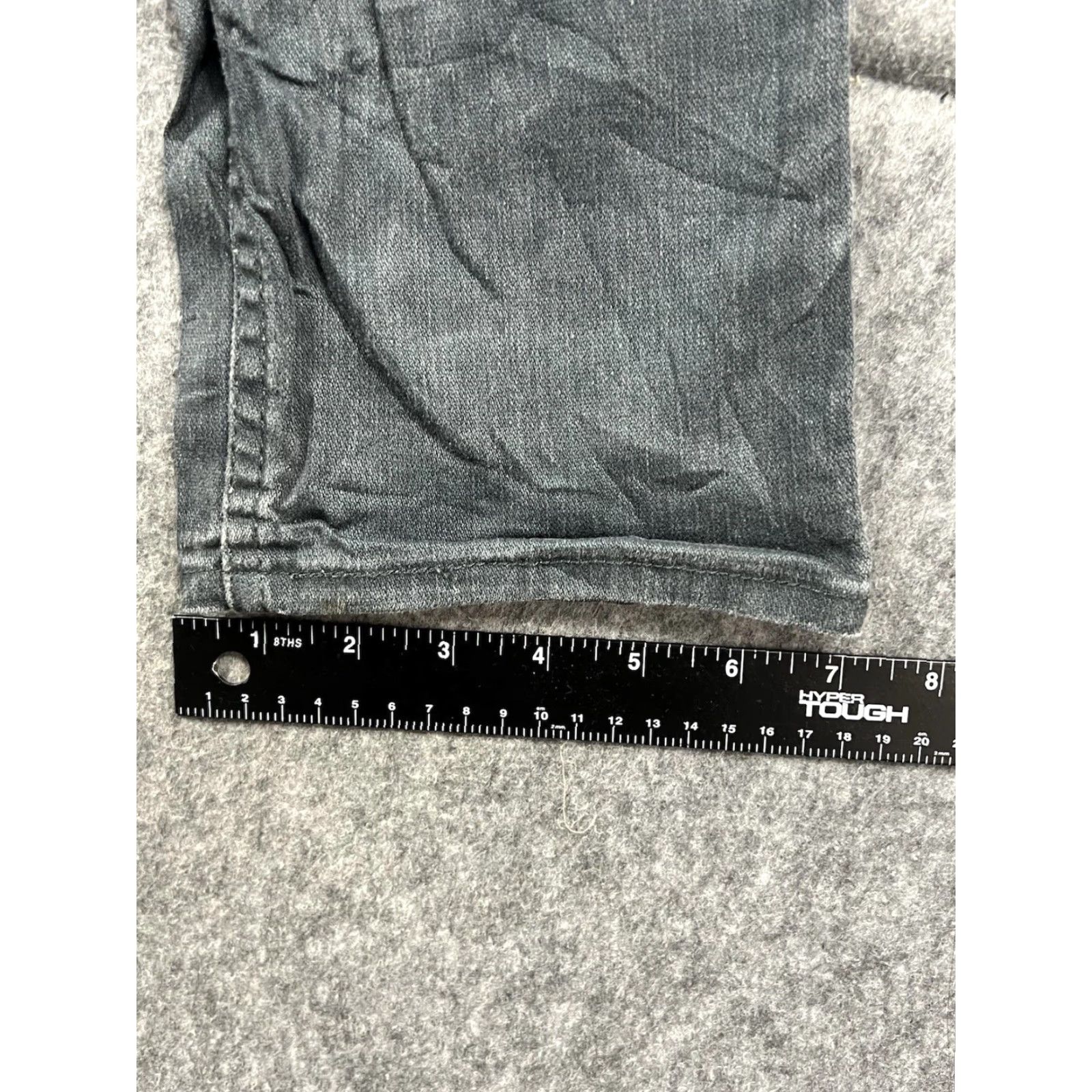 Levi's VINTAGE Levi's 511 Jeans Mens Regular Fit Dark Wash 34x32 Denim Blue 5-Pocket City Retro Modern USA Mens Size US 34 / EU 50 - 4 Thumbnail