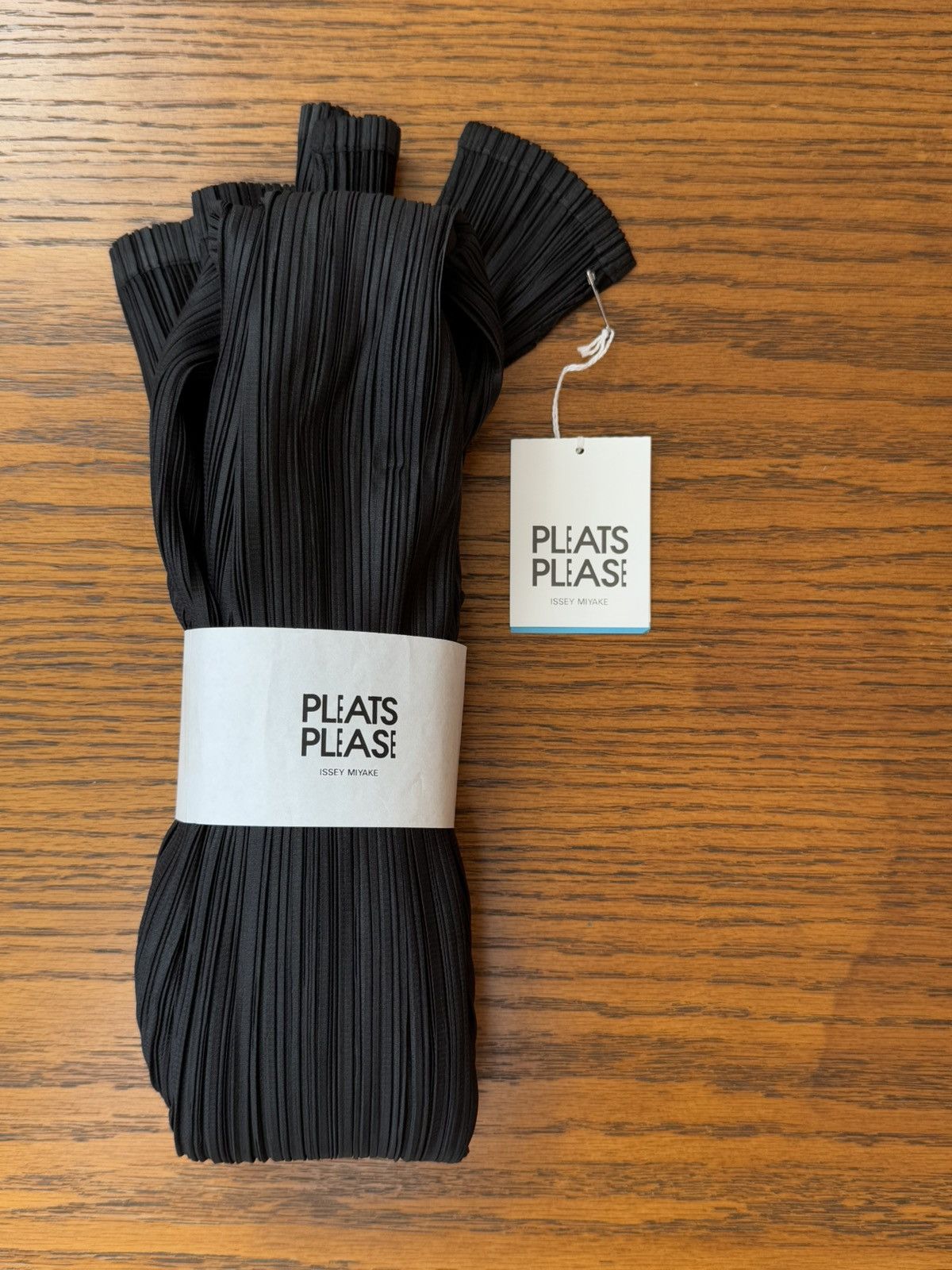 Issey Miyake × Pleats Please Issey Miyake Pleats Please ISSEY MIYAKE Dress Monthly Colors Size M / US 6-8 / IT 42-44 - 11 Thumbnail
