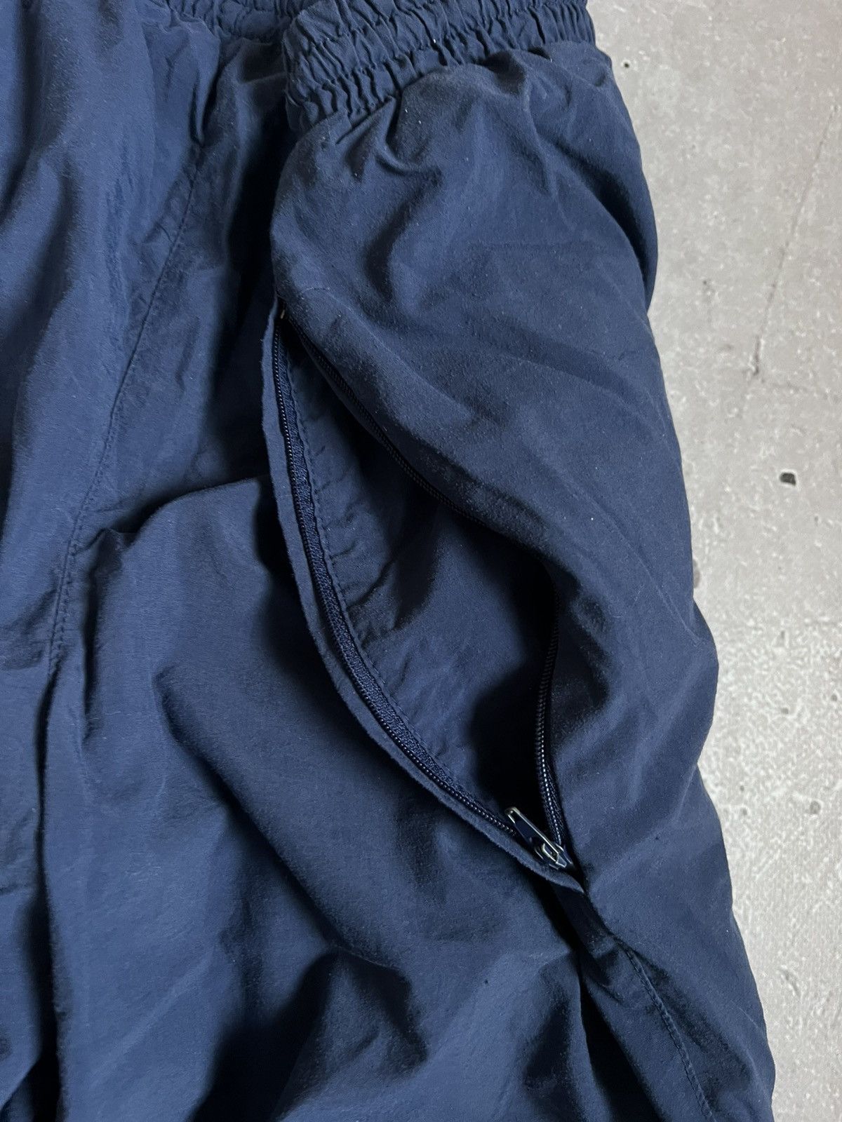 Nike Rare Vintage Pants Nike Blue Y2K Hype Size L 90s Size US 34 / EU 50 - 5 Thumbnail