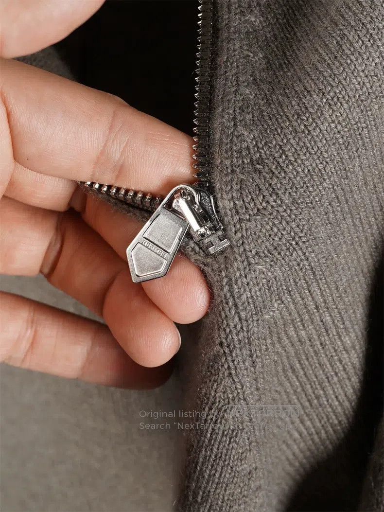 Hermes Hermes Men's 2025 Autumn and Winter Round Neck Zipper Cash Size US M / EU 48-50 / 2 - 5 Thumbnail