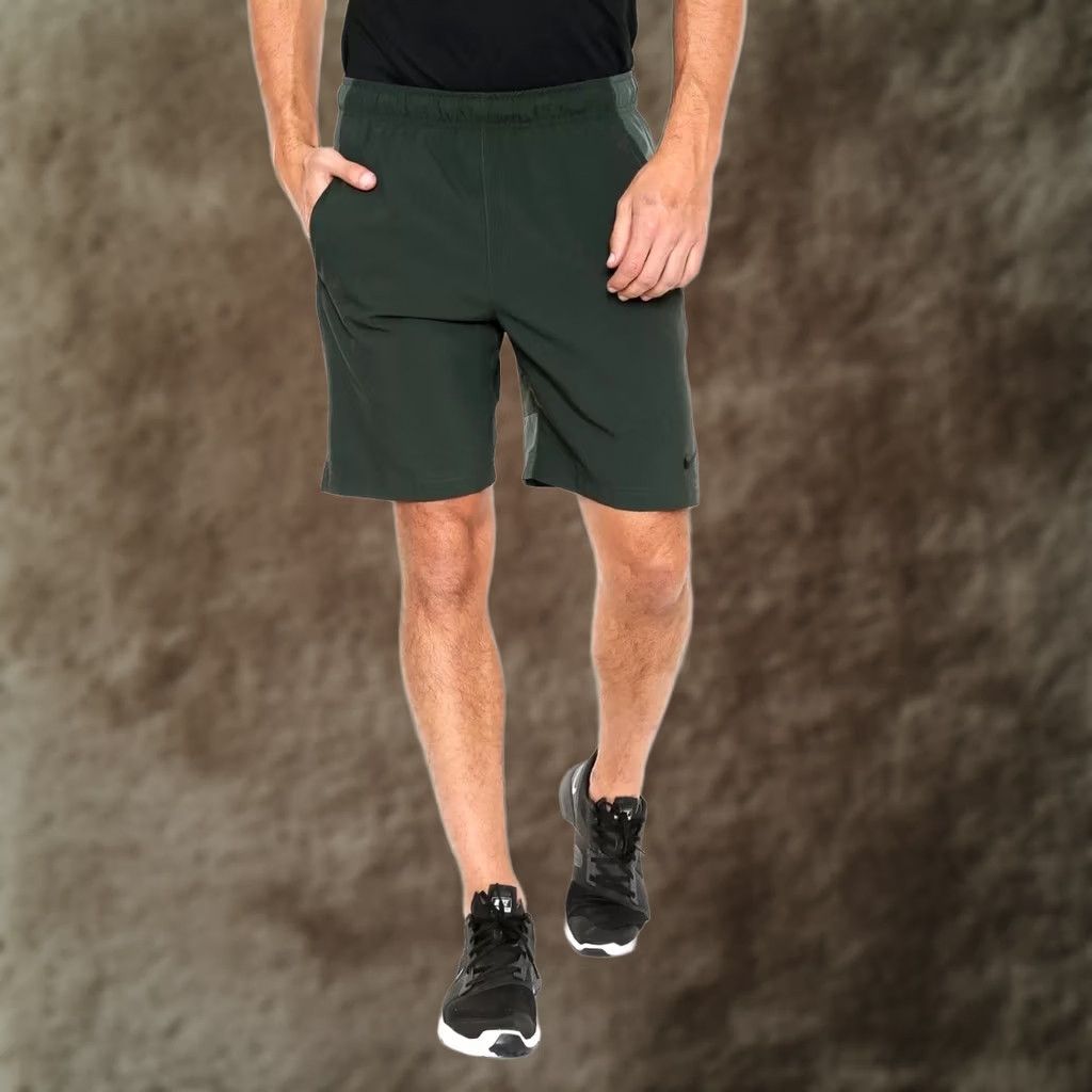 Nike Nike Dri Fit Woven Shorts Football/Soccer Gym Training 2XL Mens Forest Green Black 833271 Size US 39 - 1 Thumbnail