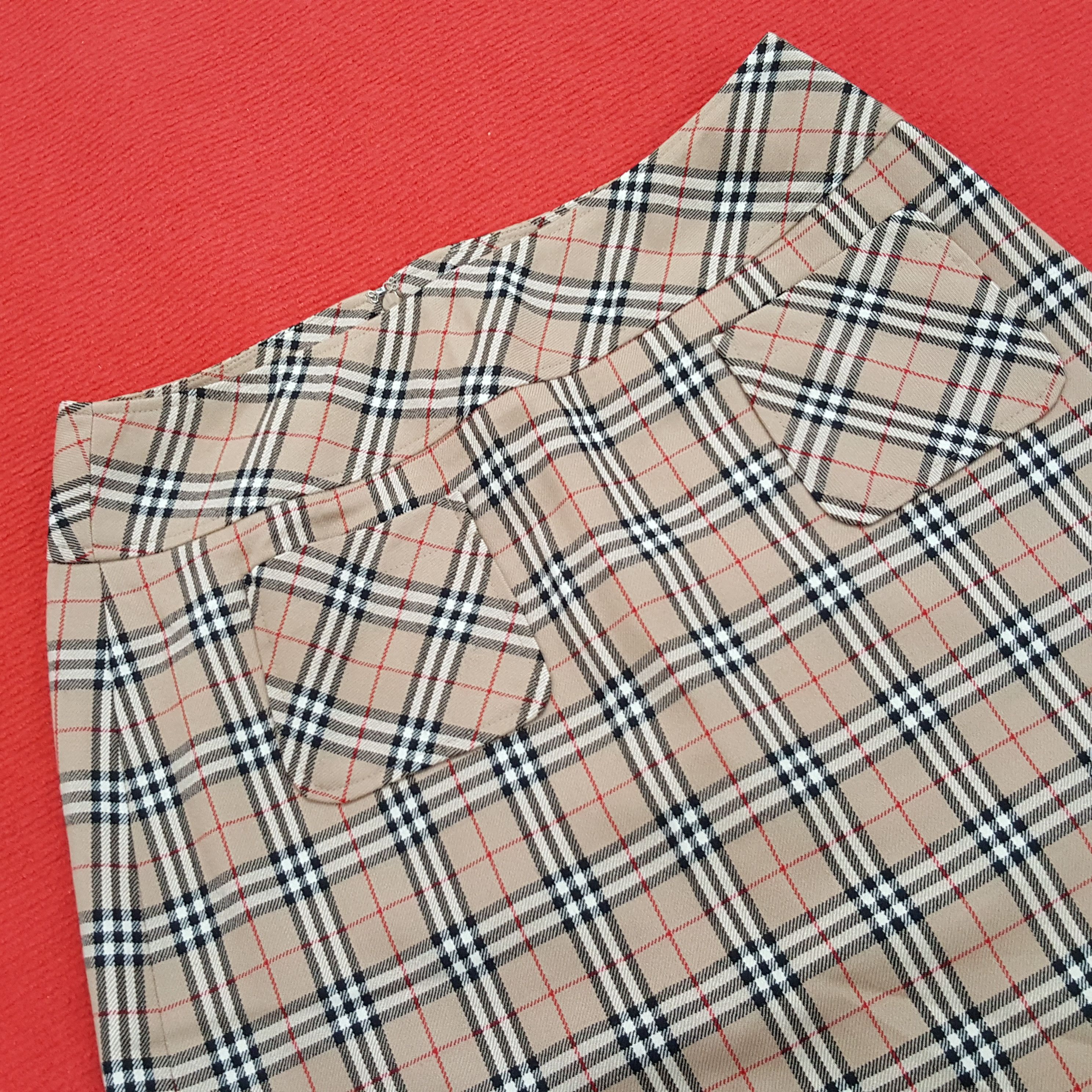 Burberry × Vintage Burberry London Nova Check Design Skirt Size 26" / US 2 / IT 38 - 2 Thumbnail