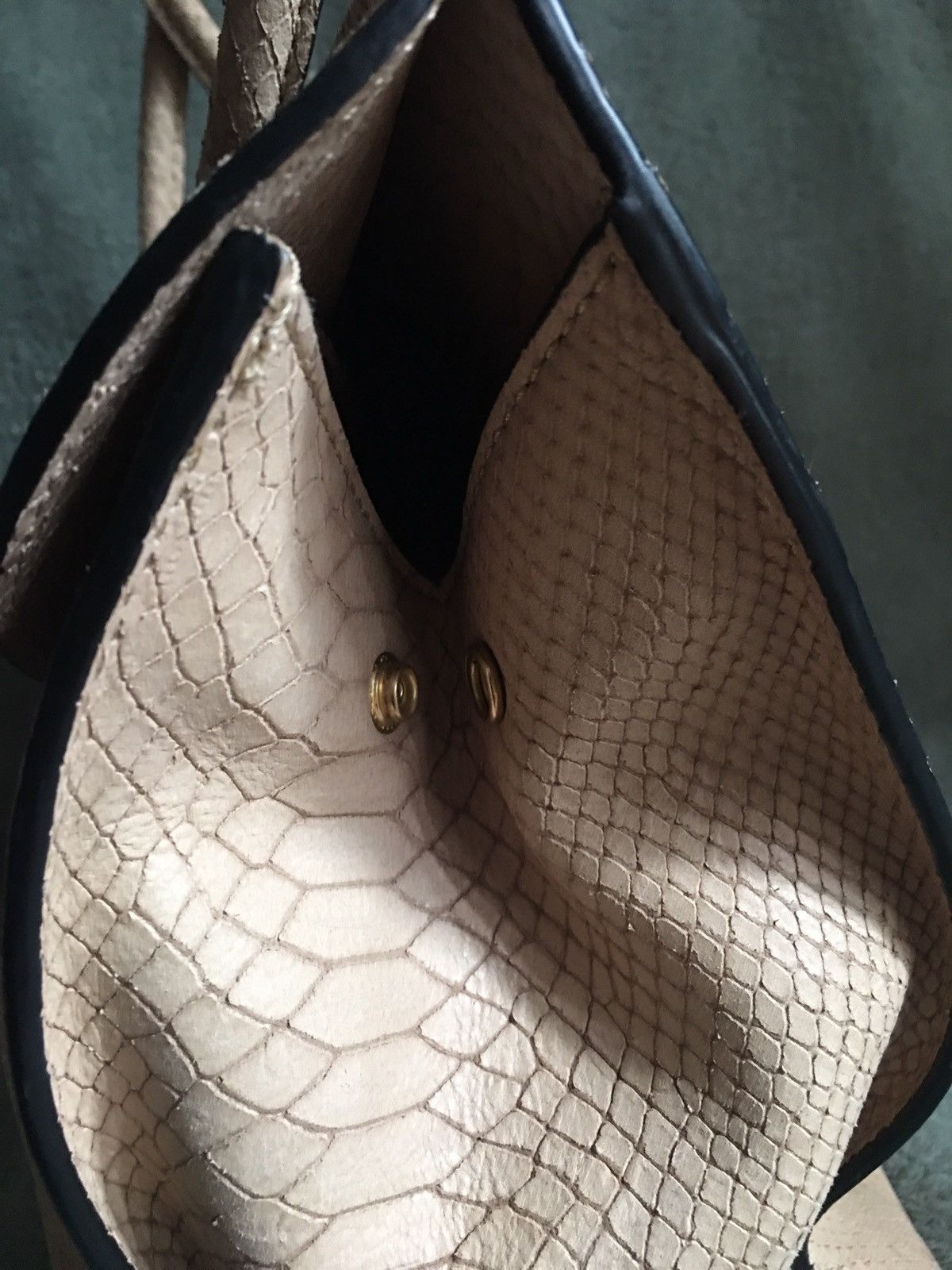 Other COCCINELLE Beige Leather Snake Design Handbag Shoulder Bag Size ONE SIZE - 6 Thumbnail