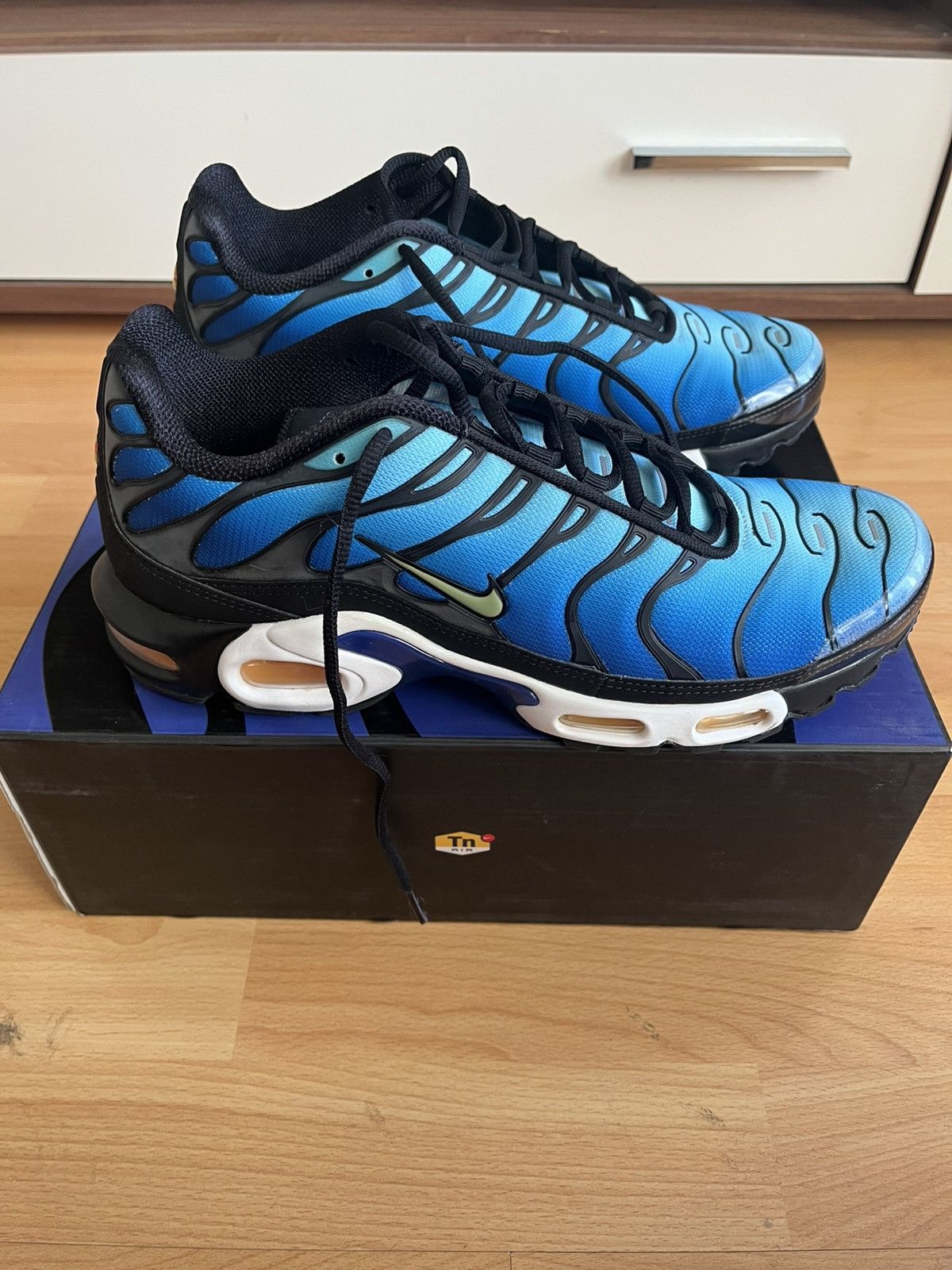Nike Nike Air Max TN OG Hyperblue 2018 Size US 11 / EU 44 - 1 Thumbnail