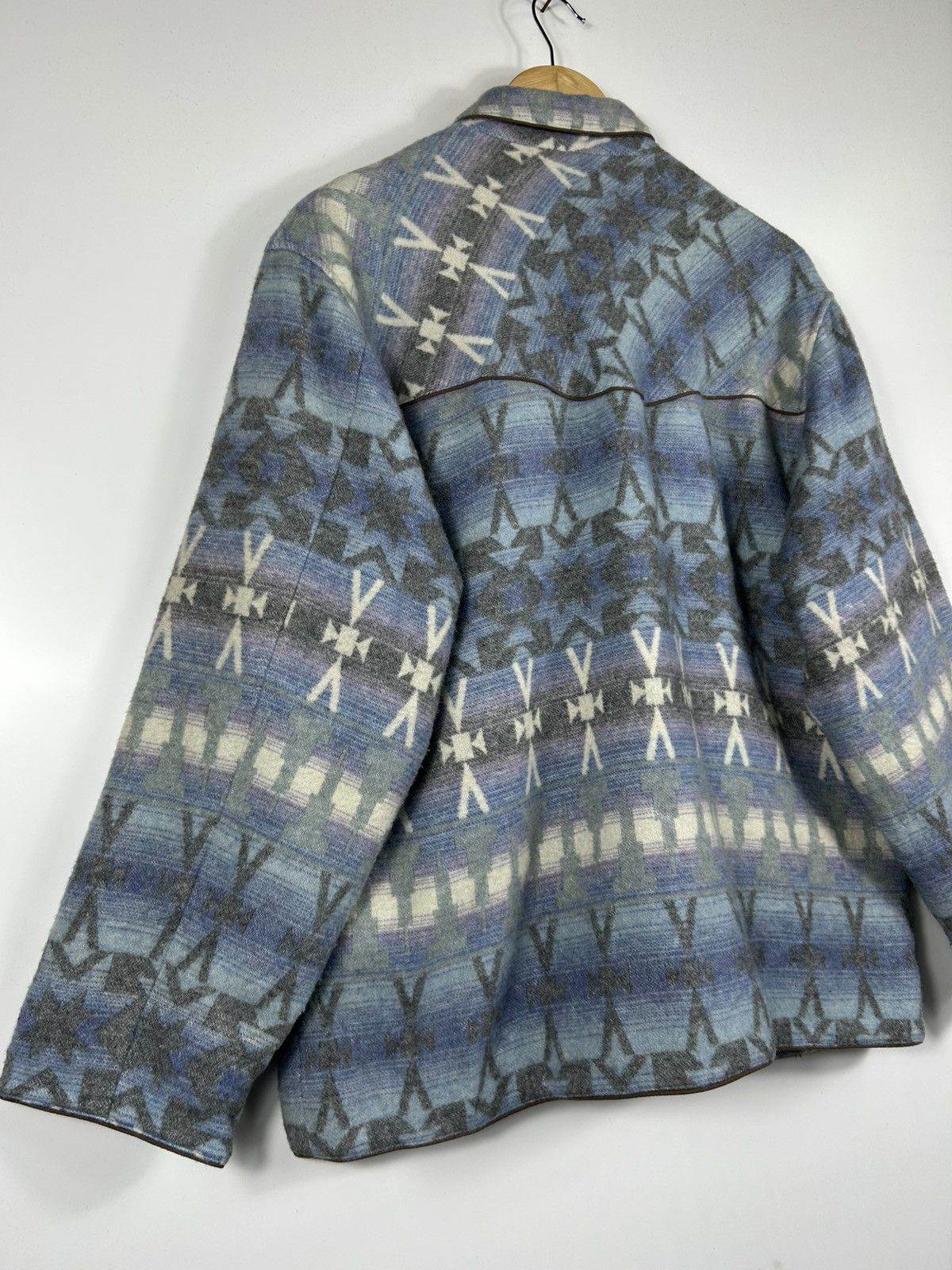 Japanese Brand × Native ⚡️Vintage V.A.L.E Western Aztec Fleece Shirt Jacket Size US M / EU 48-50 / 2 - 14 Thumbnail