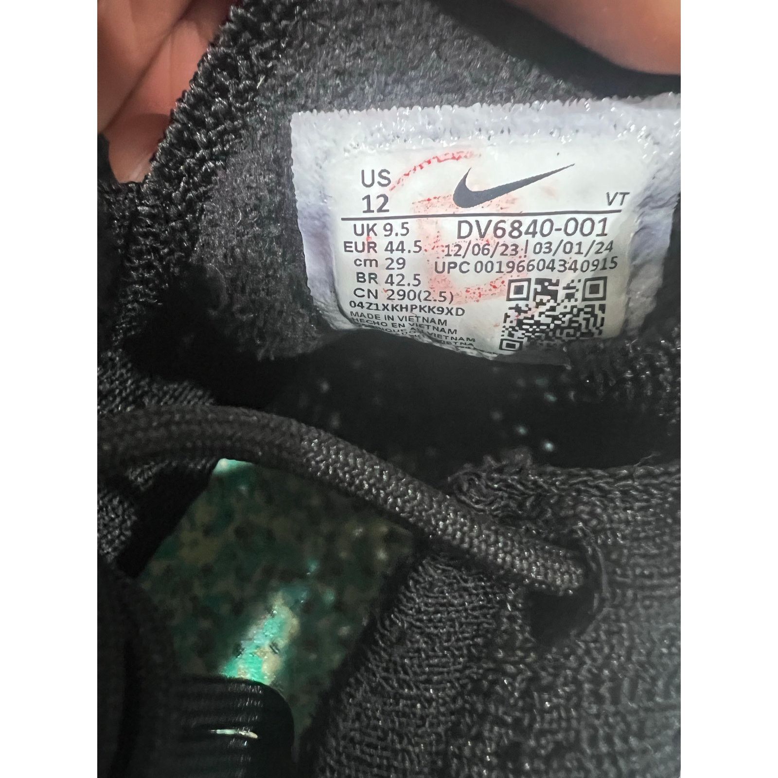 Nike Nike Air VaporMax 2023 Flyknit Triple Black Women’s 12 Size US 12 / IT 42 - 7 Thumbnail