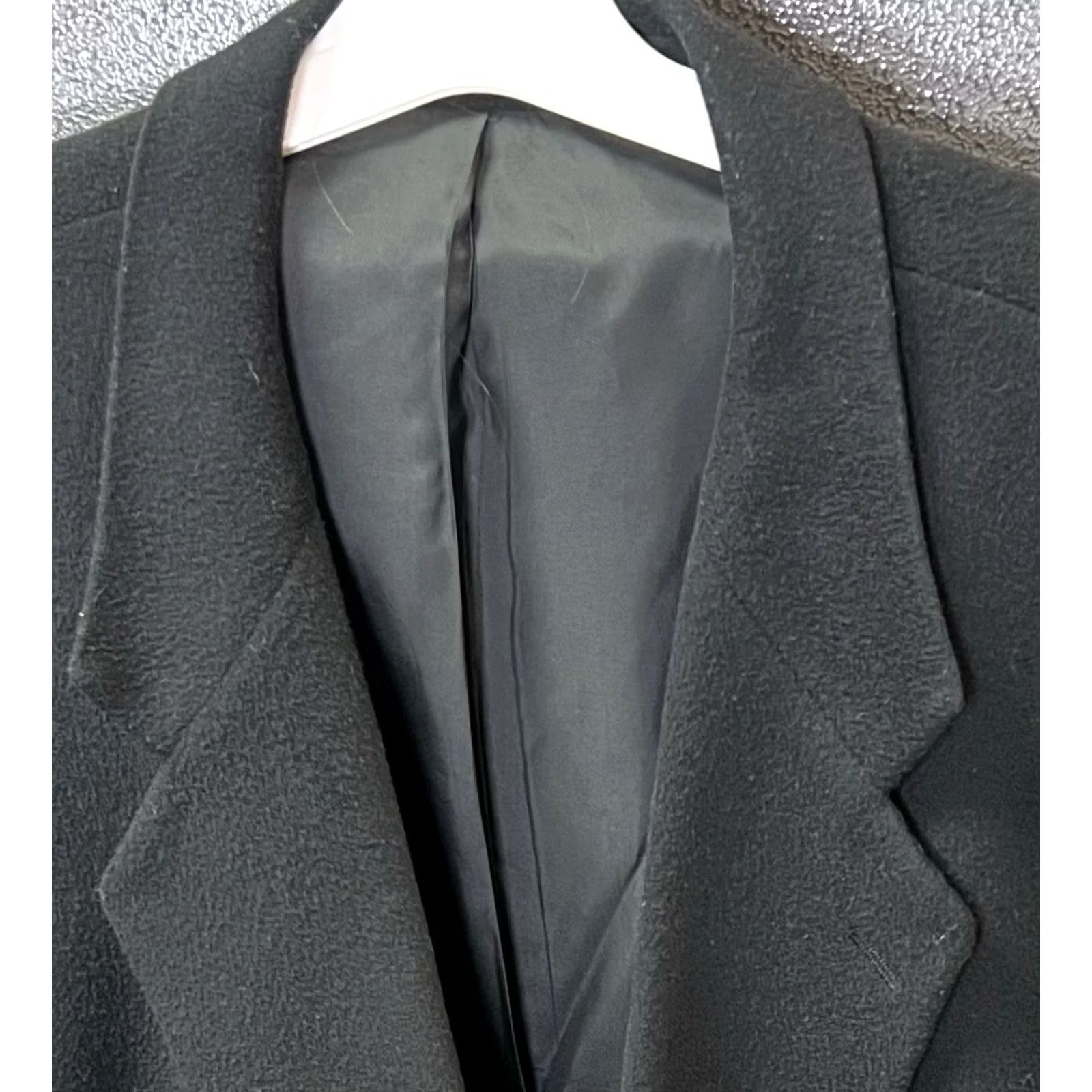 Vintage VINTAGE Men’s Black Wool Cashmere Blend Blazer Sport Coat 2 Button Classic 46R Mens Blazer Size 46R - 3 Thumbnail