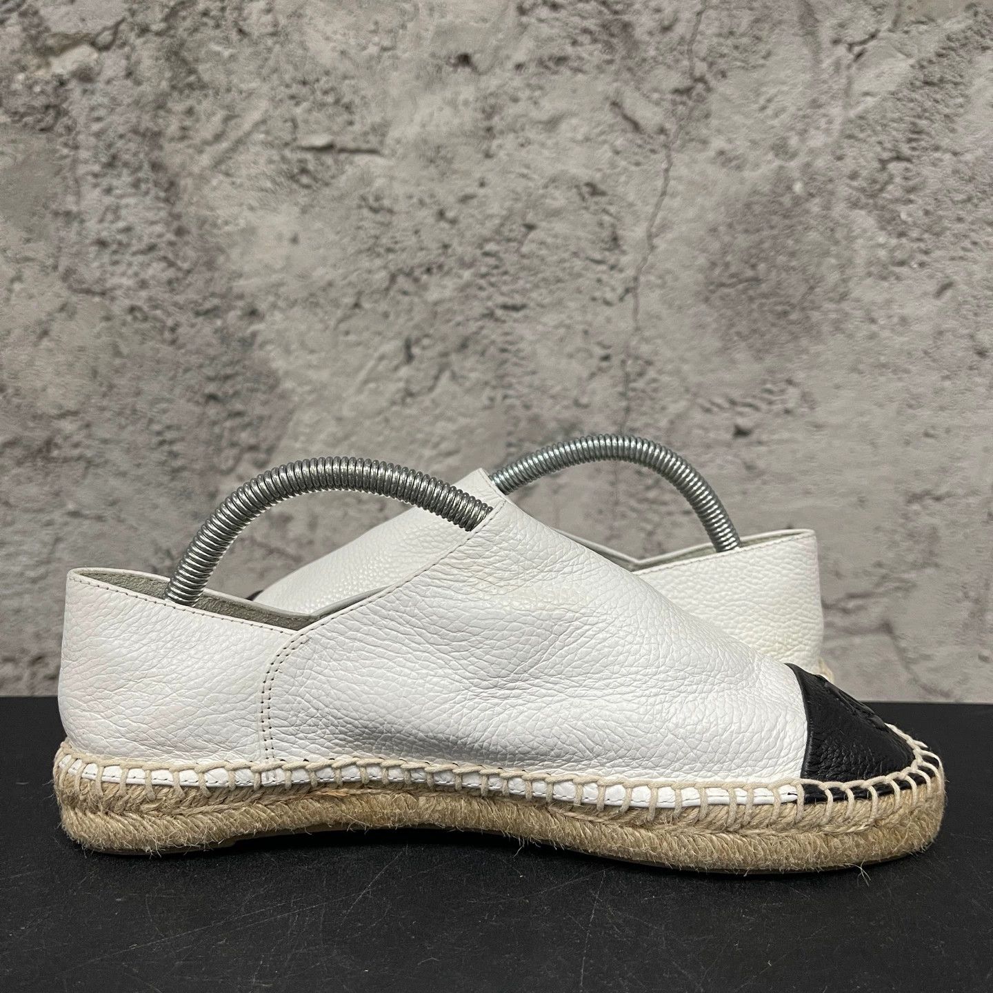 Chanel Chanel Fisherman Shoes Size 37 Size US 6 / IT 36 - 4 Thumbnail