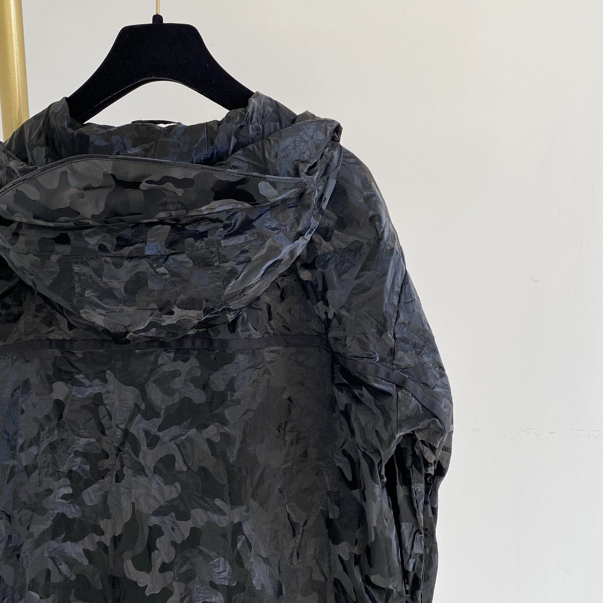 Emporio Armani Emporio Armani lightweight black jacket 50 Size US M / EU 48-50 / 2 - 5 Thumbnail