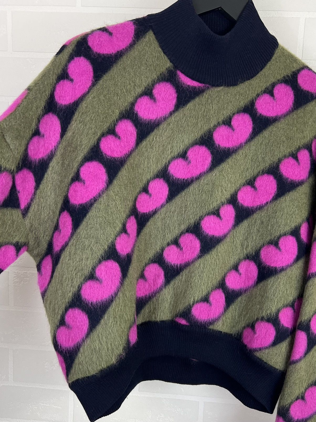 Marni MARNI Sweater Mohair Wool HEARTS Striped Pattern Logo Wmn’s Size S / US 4 / IT 40 - 8 Thumbnail