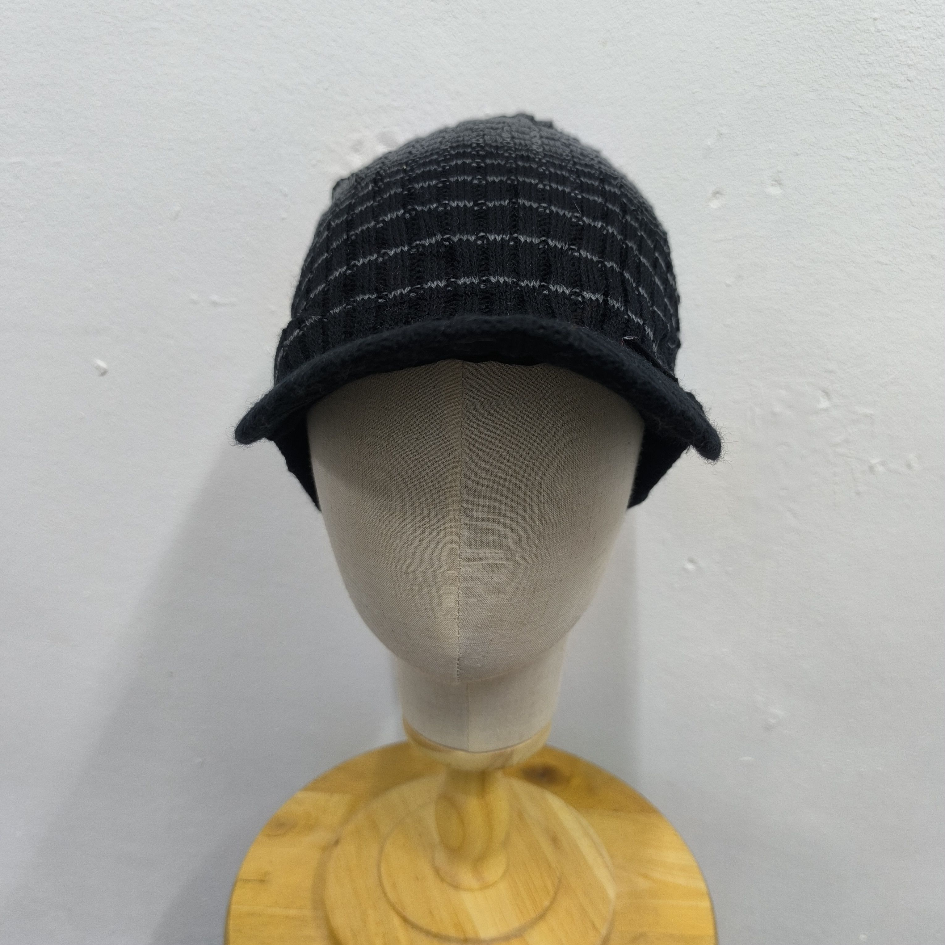 Japanese Brand ✨Japanese brand outlast stripes visor beanie hat Size ONE SIZE - 2 Thumbnail
