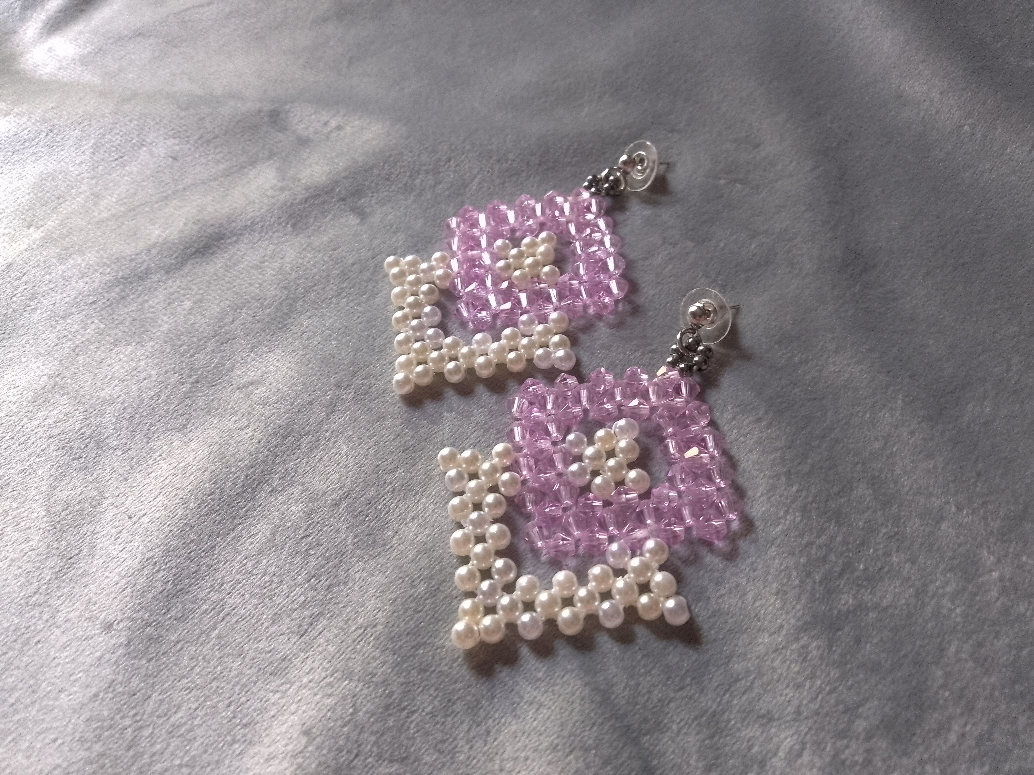 Handmade Earrings. Light purple, Pearls. Beaded. Square. Elegant Size ONE SIZE - 5 Thumbnail