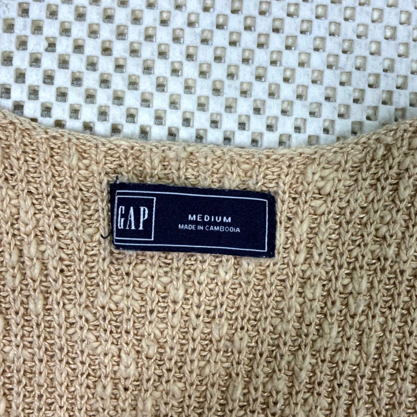 Gap GAP Tank Top Womens Medium Linen Blend Knit Sleeveless Scoop Neck Tan Yellow Breatherable Basic Casual Vacation Vintage? (No—skip) Size M / US 6-8 / IT 42-44 - 4 Thumbnail