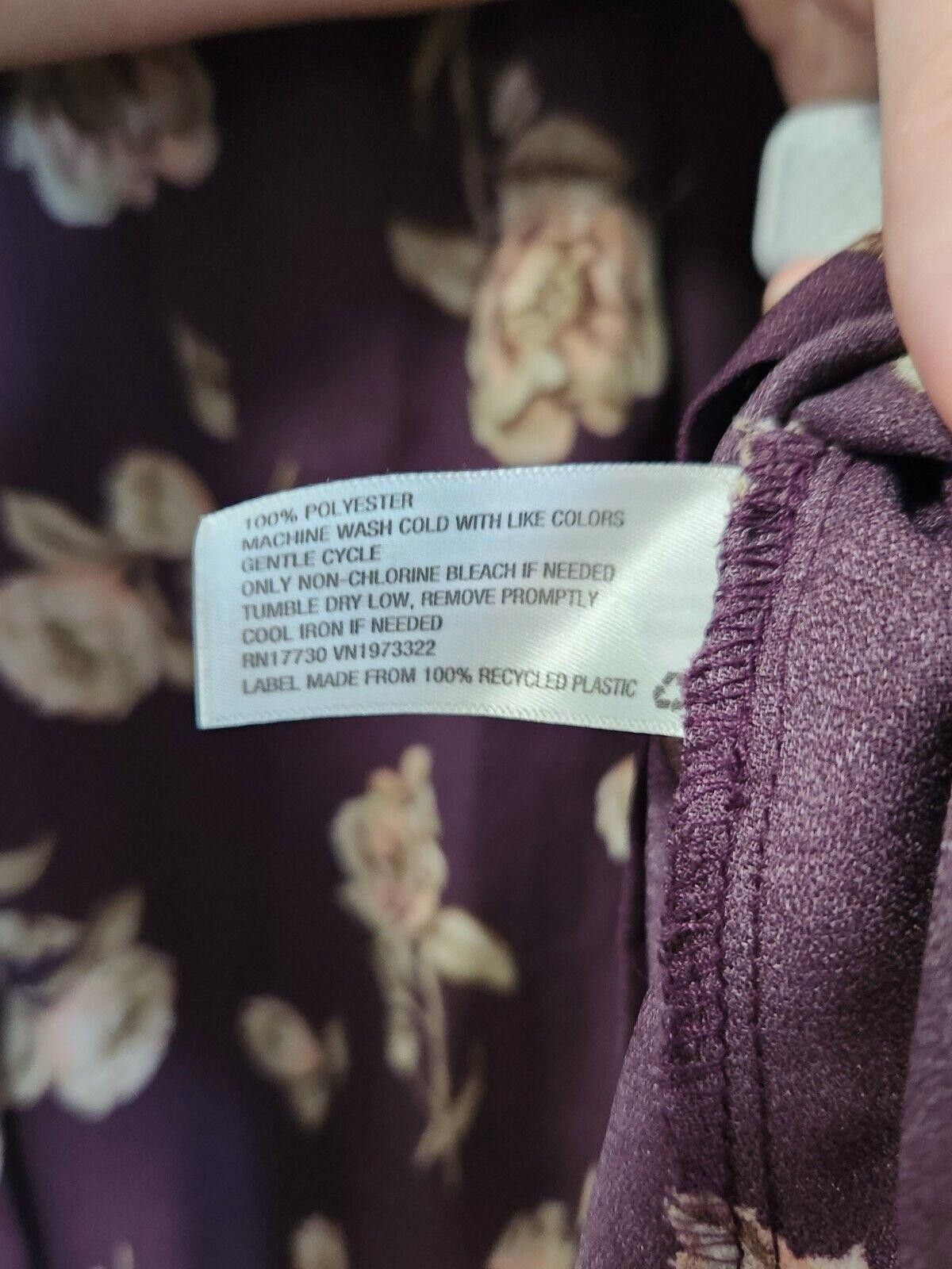 Designer Xhilaration Wrap Dress Large Purple Floral Short Long sleeve Size L / US 10 / IT 46 - 5 Thumbnail