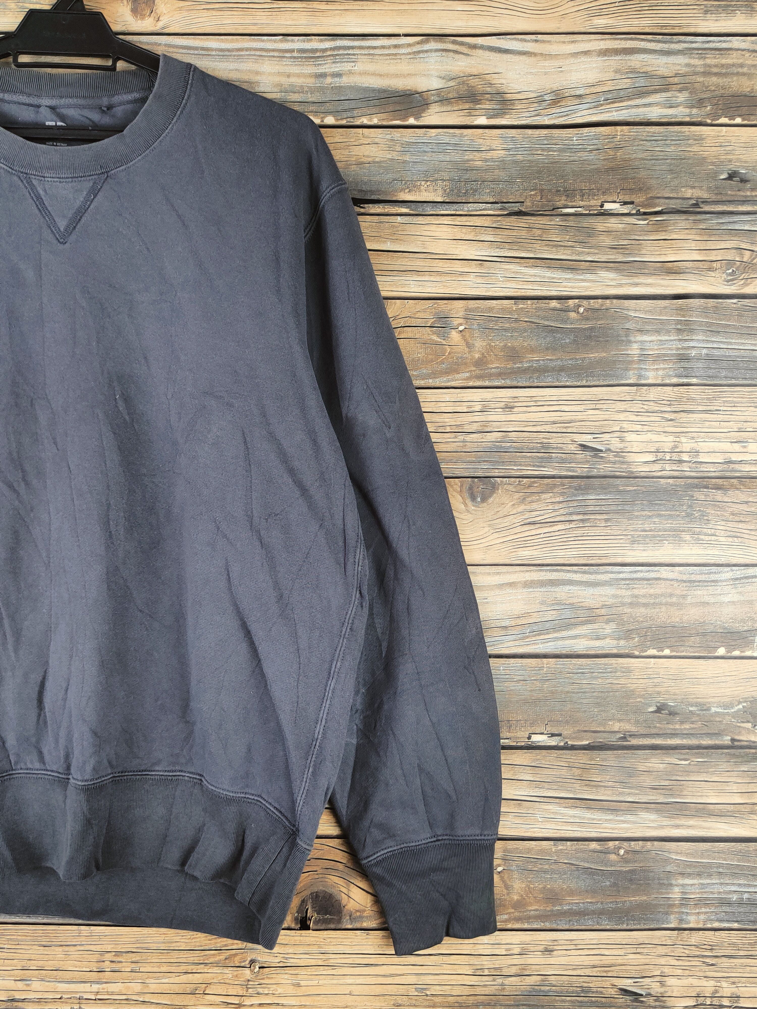 Uniqlo Plain Faded Uniqlo Dark Gray Sweatshirts Size US L / EU 52-54 / 3 - 5 Thumbnail