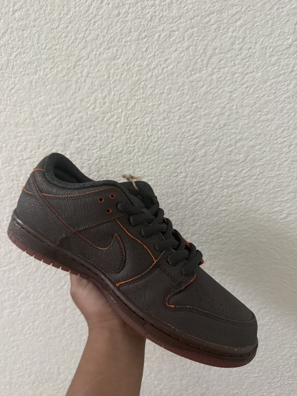Nike Nike SB Dunk low Krampus Size 8.5M /10W Size US 8.5 / EU 41-42 - 3 Thumbnail