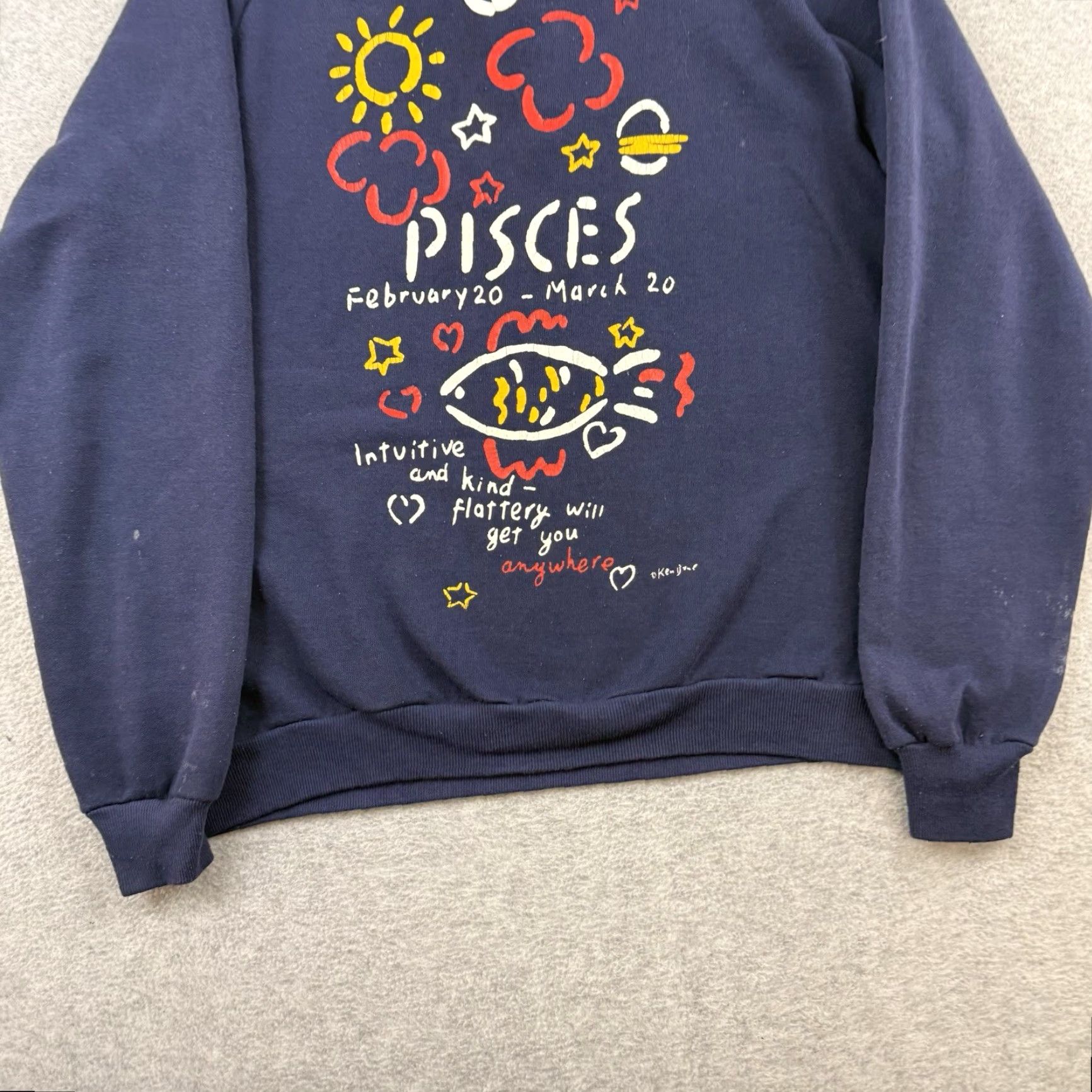 Fruit Of The Loom VINTAGE Fruit of the Loom Zodiac Horoscope Graphic Print Sweatshirt Crewneck Unisex Adults L Blue 90s Grunge Retro Boho Y2K Mens Womens Size L / US 10 / IT 46 - 2 Thumbnail