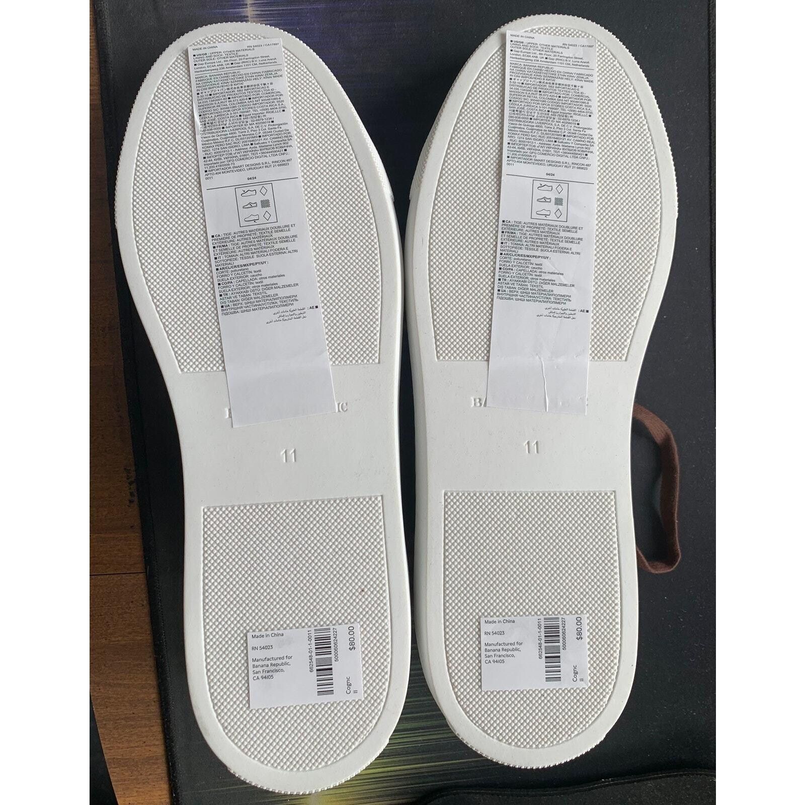 Banana Republic New Banana Republic VEGAN LEATHER SNEAKERS size 11 Size US 11 / EU 44 - 4 Thumbnail