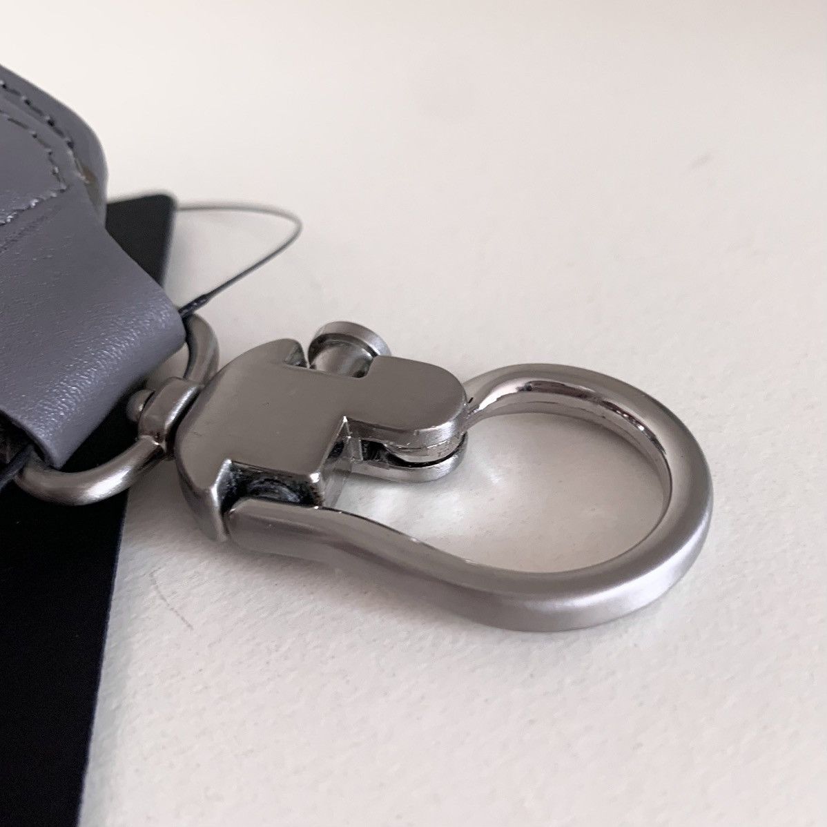 Mercedes-Benz Mercedes Benz Italian leather Size ONE SIZE - 15 Thumbnail