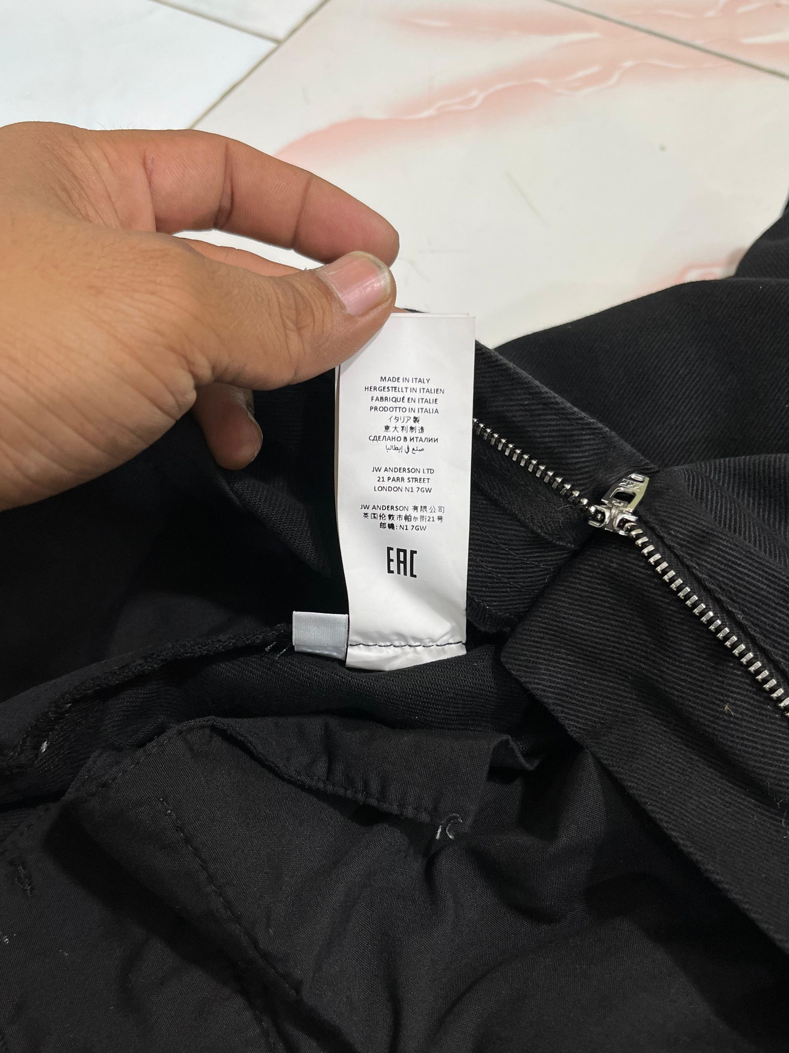 JW Anderson JW Anderson Black Logo Grid Cuff Jeans Size US 30 / EU 46 - 8 Thumbnail