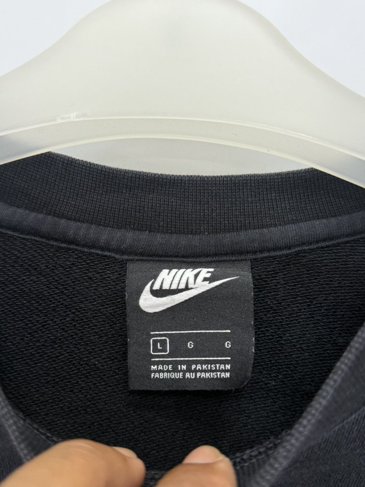 Nike 🔥 NIKEWORLD TOUR CREWNECK SWEATSHIRT - L Size US M / EU 48-50 / 2 - 10 Thumbnail