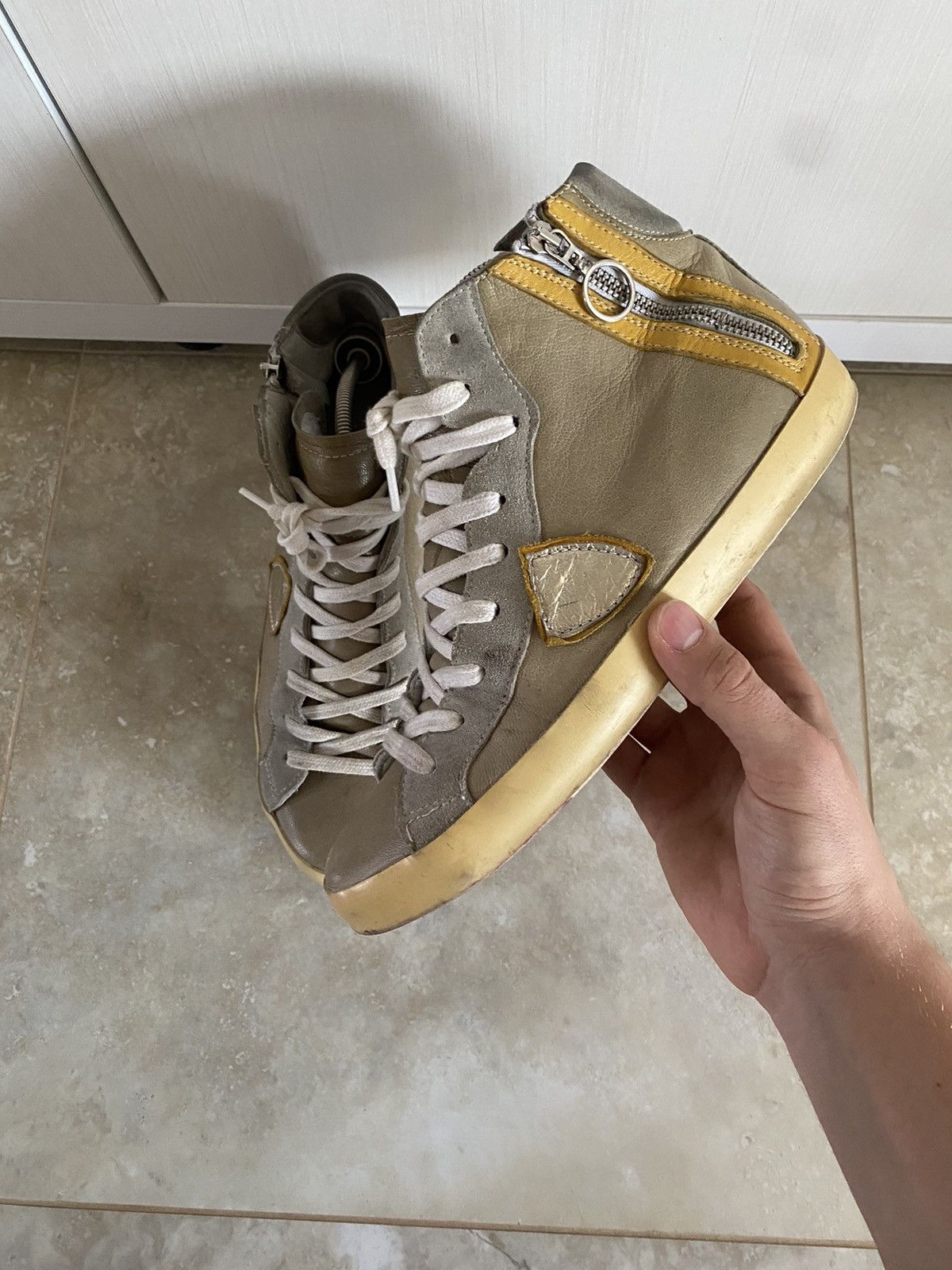Philippe Model Vintage Philipe Model Paris Mid Brown 6 Distressed Sneakers Size US 8 / EU 41 - 1 Thumbnail