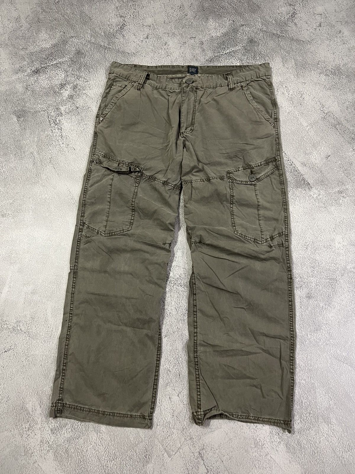 Vintage Vintage Y2k Cargo Multi Pocket Avant Garde Olive Pants 00’s Size US 40 / EU 56 - 1 Thumbnail
