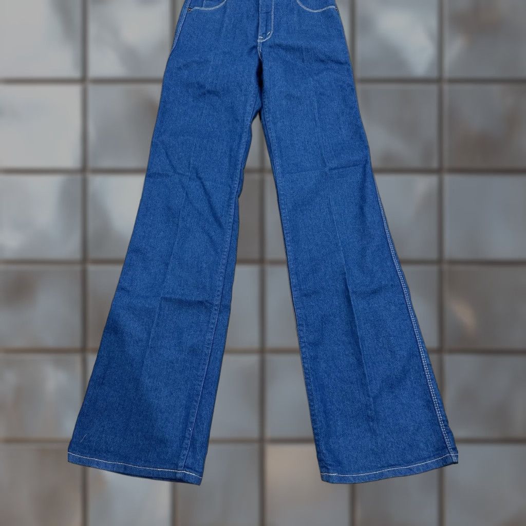 Levi's VINTAGE Levi’s Jeans Movin’ On Retro High Rise 27x34 Women Blue Tab NWT Reserved for Women 27X34 Size 27" / US 4 / IT 40 - 1 Thumbnail