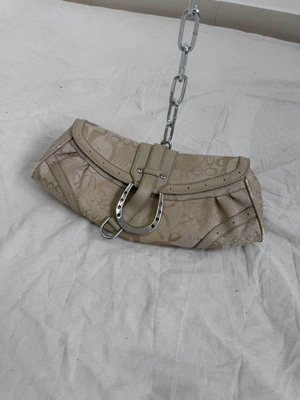 Guess Vintage Guess Style Monogram Y2K Clutch Bag Hype Size ONE SIZE - 1 Thumbnail