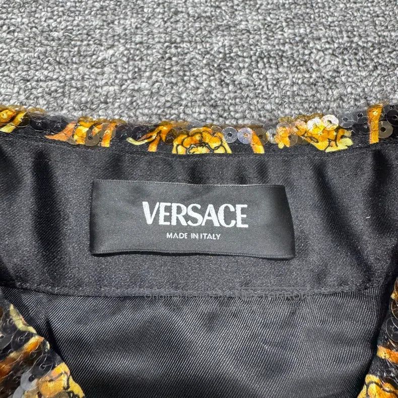 Versace Versace Sequins full of printed leopard print shirts Size US M / EU 48-50 / 2 - 2 Thumbnail
