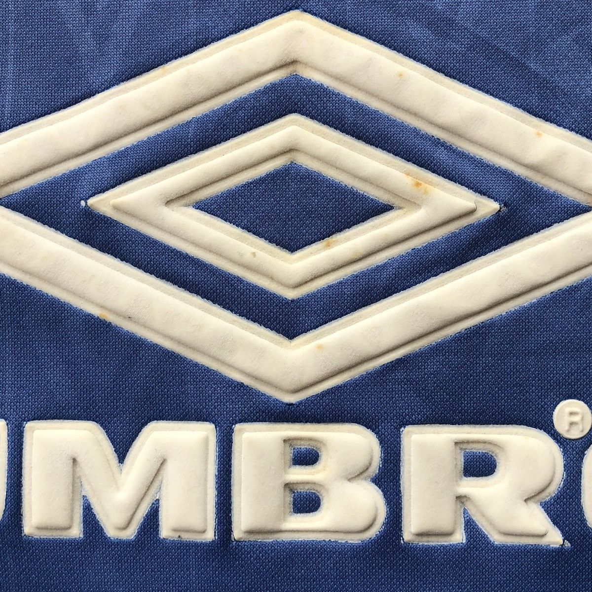 David Beckham × Umbro × Vintage Vintage England three lions jersey by Umbro center logo Size US L / EU 52-54 / 3 - 5 Thumbnail