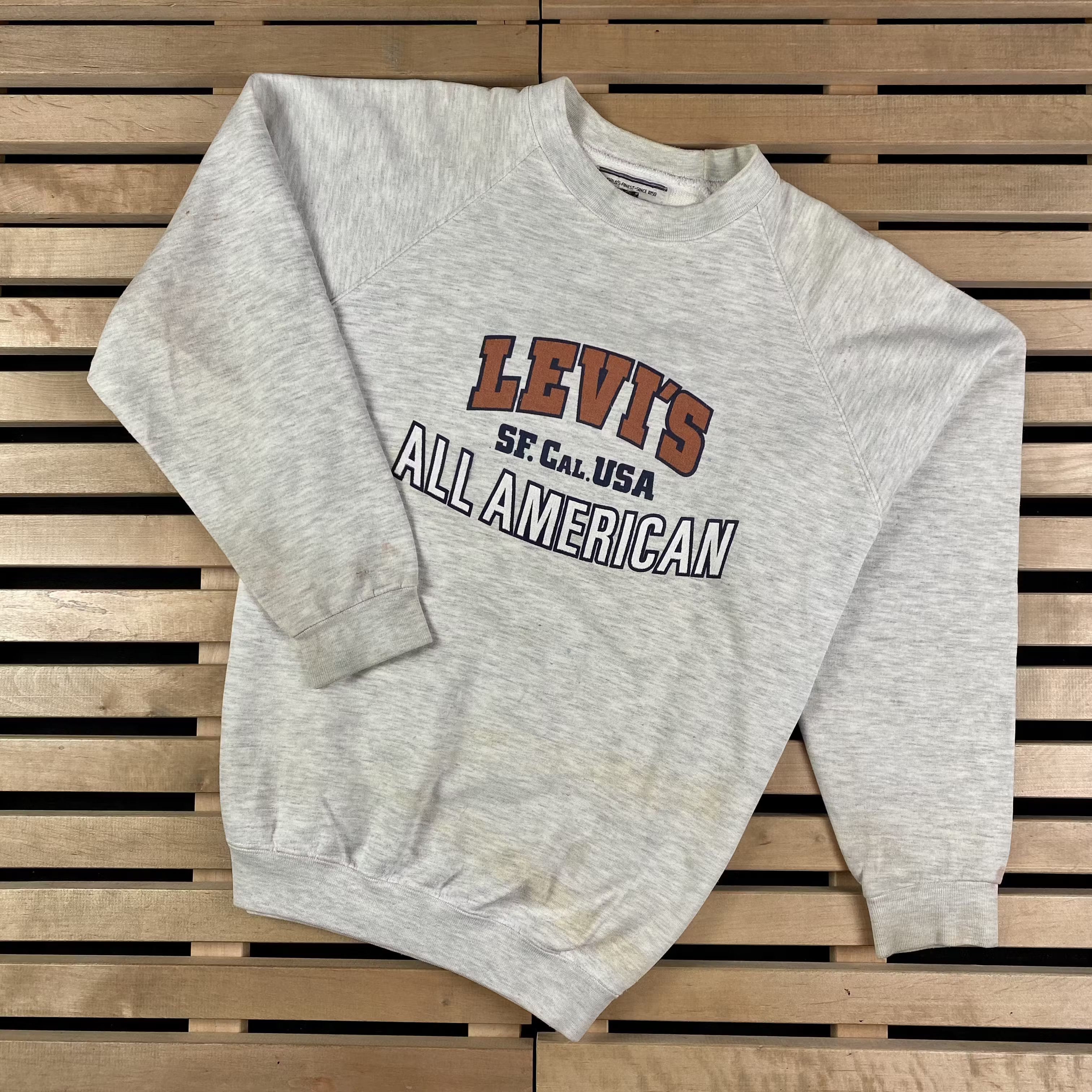Levi's × Levi's Vintage Clothing × Vintage Men’s Sweatshirt Long Sleeve Levi’s Vintage Big Logo Size M Size US M / EU 48-50 / 2 - 1 Thumbnail