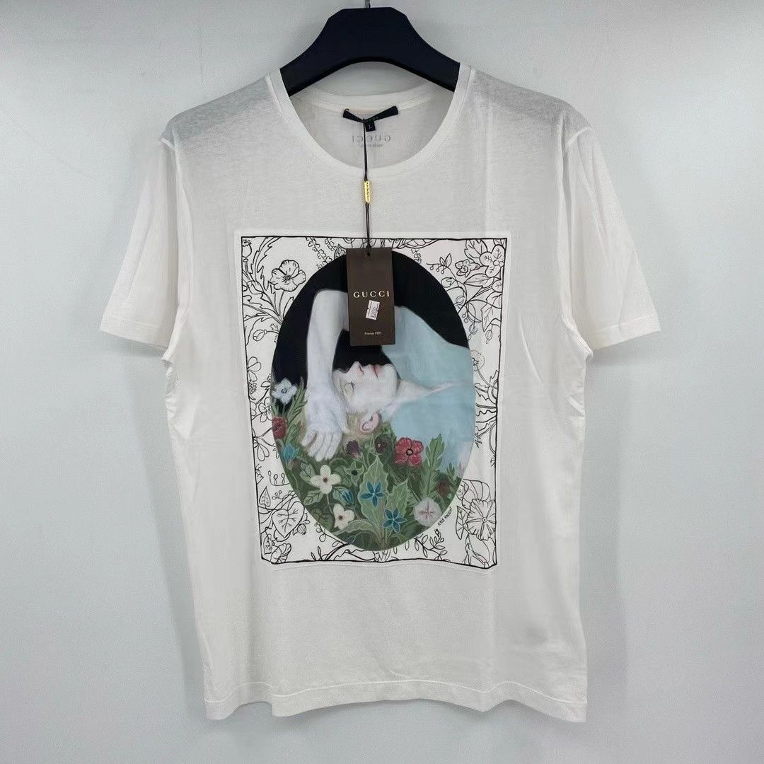 Gucci Gucci abstract G-shaped oil painting sketch printed short s Size US L / EU 52-54 / 3 - 1 Thumbnail