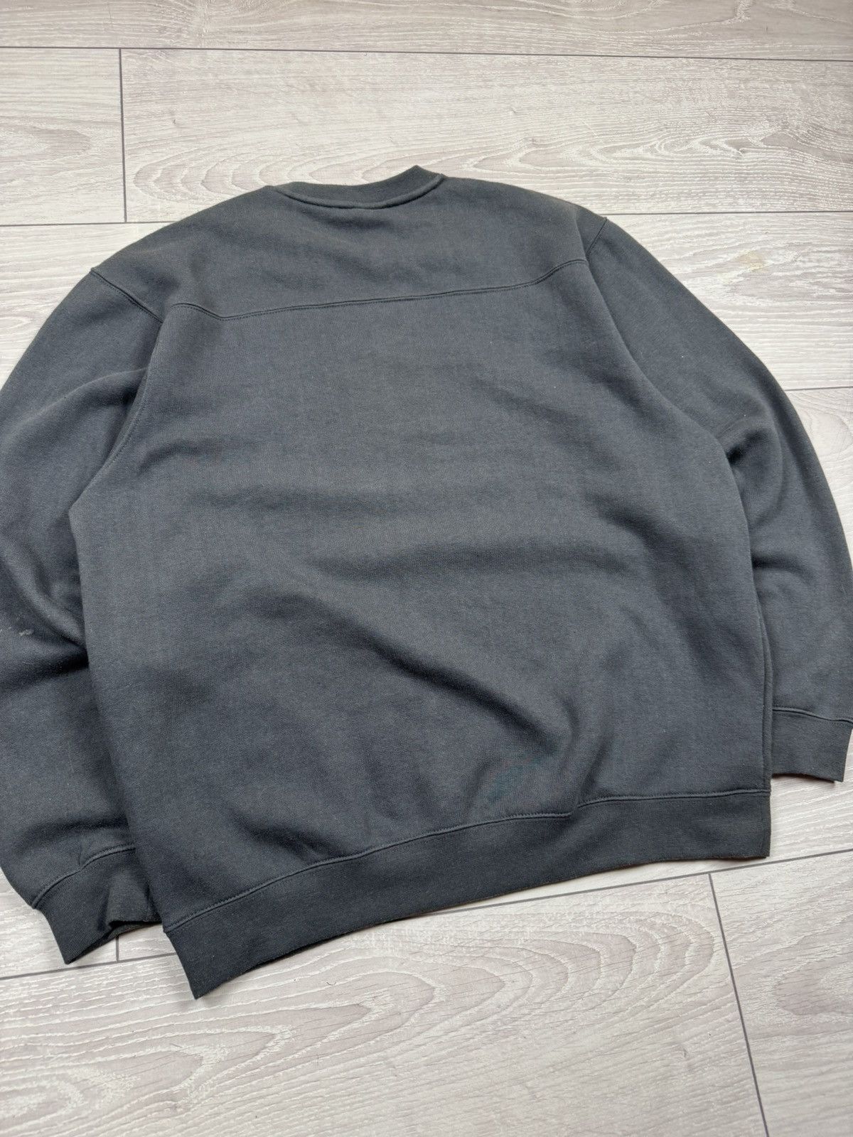 Umbro Vintage 00s Umbro Big Logo Sweatshirt Y2K L size Size US L / EU 52-54 / 3 - 6 Thumbnail