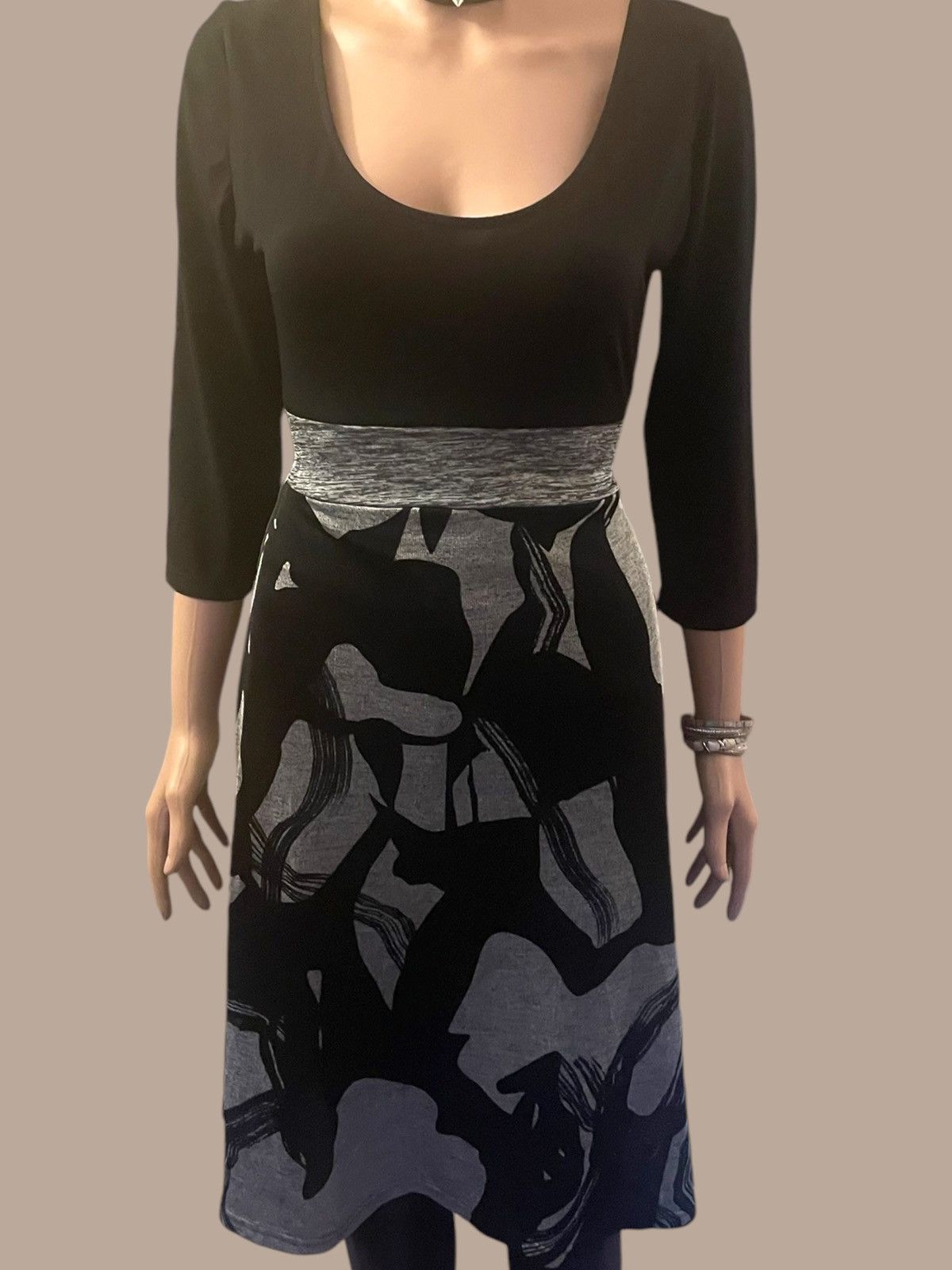 Vintage Vintage Black Dress Vintage 90s Grey black abstract print M Size M / US 6-8 / IT 42-44 - 4 Thumbnail