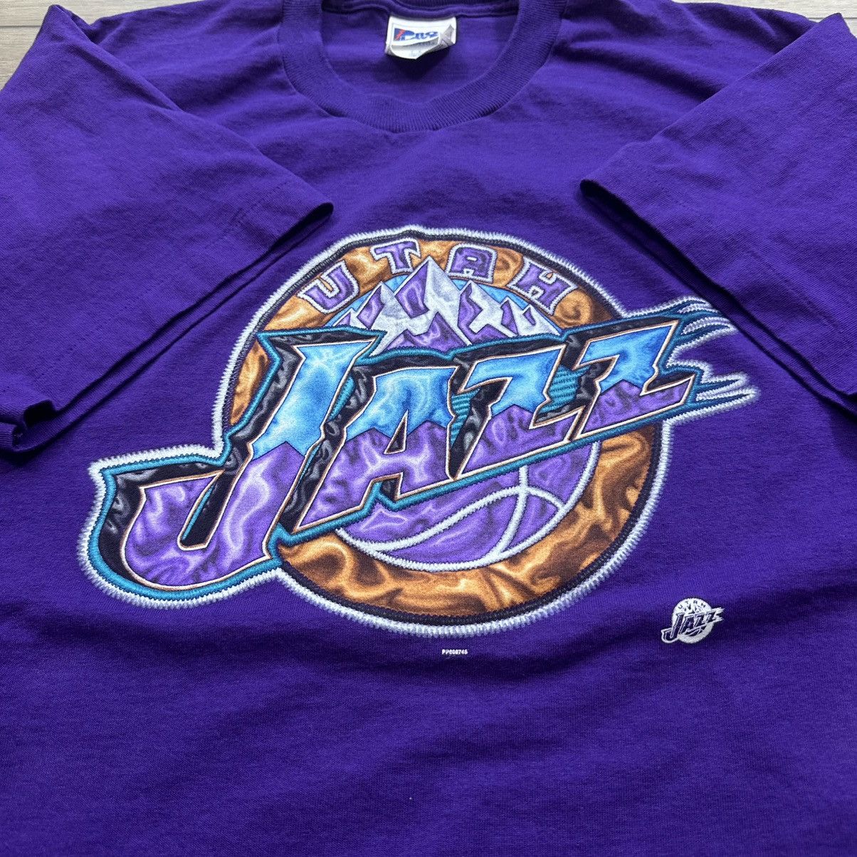 Pro Player Vintage 90s Utah Jazz Single Stitch Made in USA NBA Tee Size US L / EU 52-54 / 3 - 5 Thumbnail